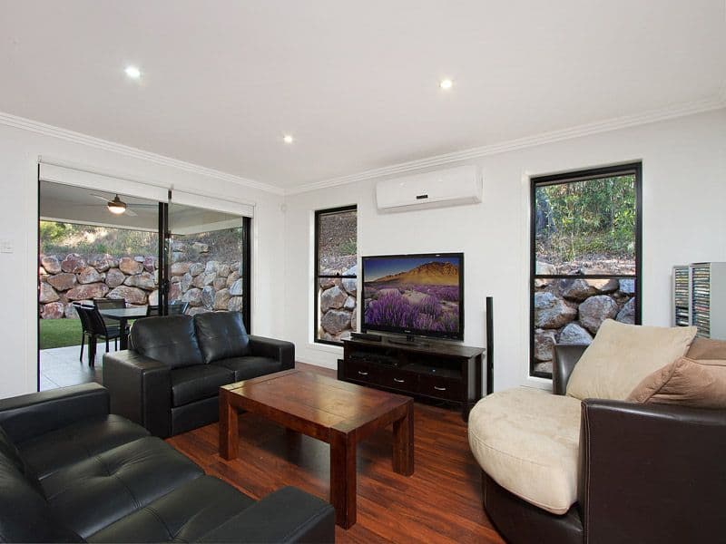 2 Range Drive, TANAH MERAH QLD 4128, Tanah Merah - Thumbnail 3