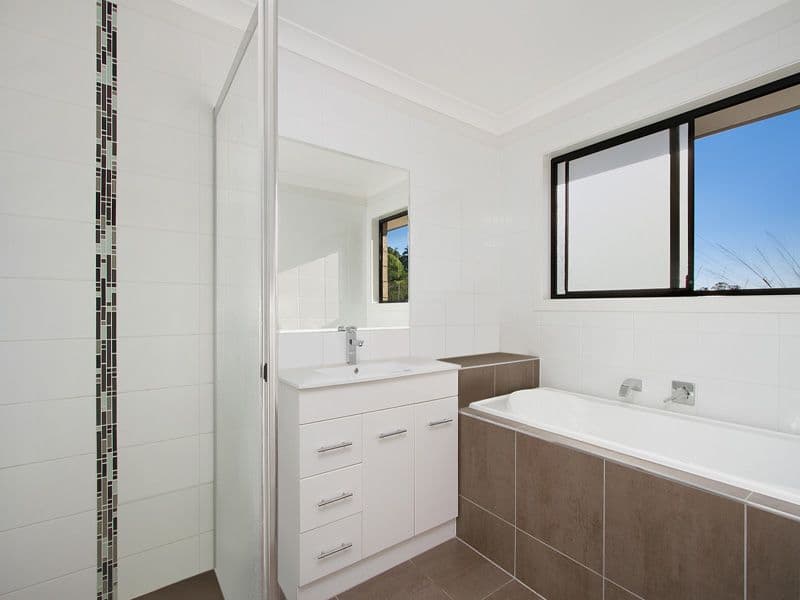 2 Range Drive, TANAH MERAH QLD 4128, Tanah Merah - Thumbnail 8