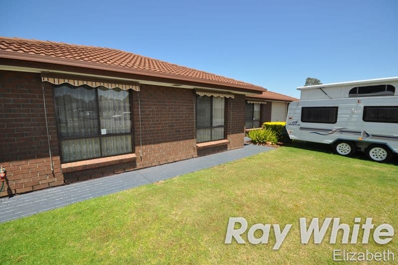 5 Oslo Court, CRAIGMORE SA 5114, Craigmore - Image 1