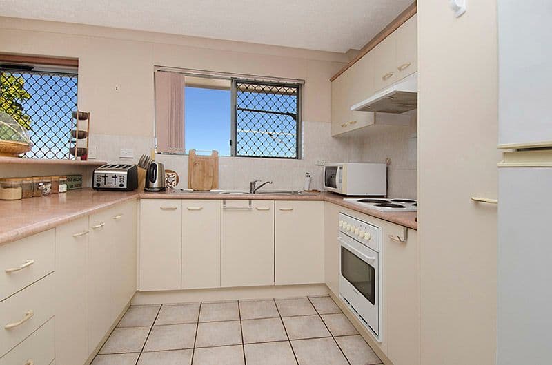 107 Jackson Street, Hamilton QLD 4007, Hamilton - Thumbnail 2
