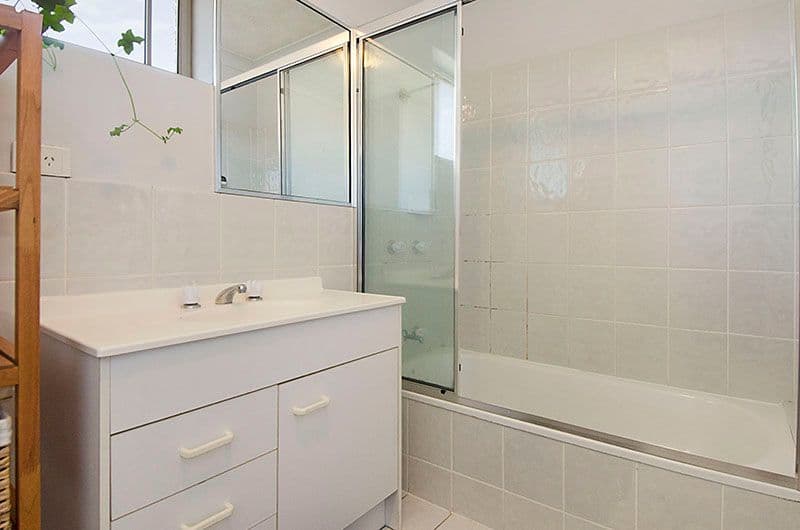 107 Jackson Street, Hamilton QLD 4007, Hamilton - Thumbnail 4
