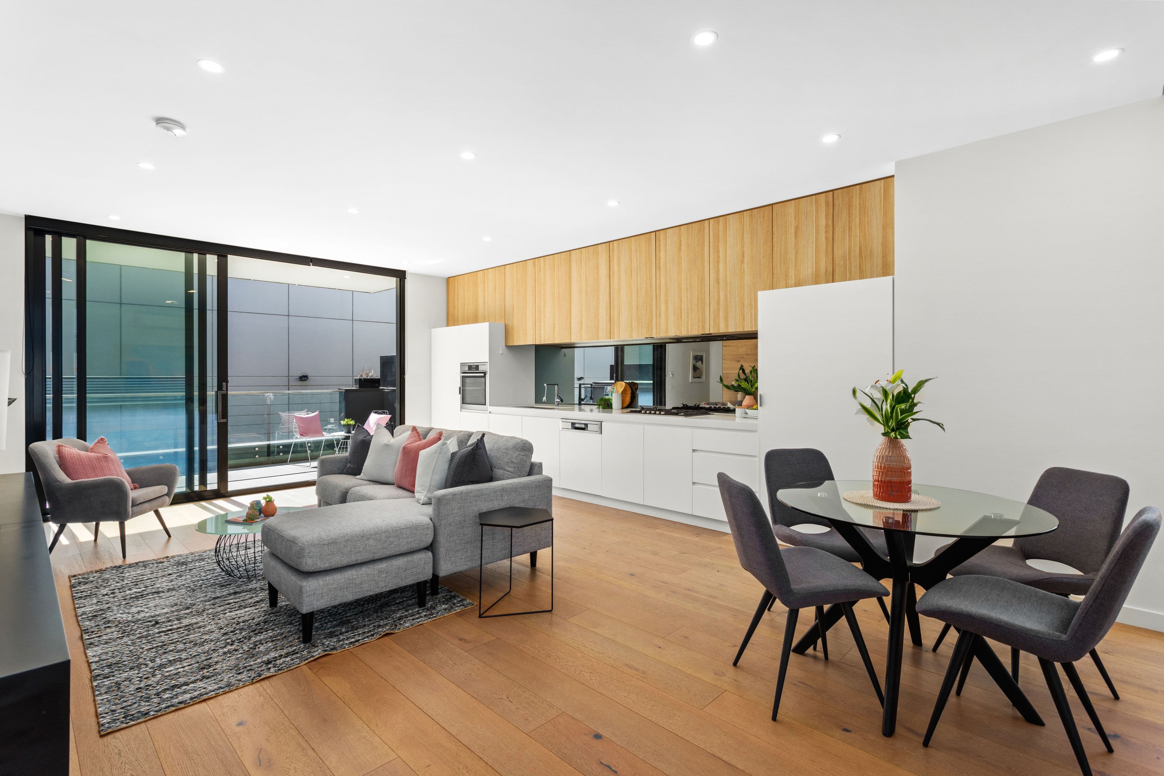 12 Arawatta Street, Carnegie VIC 3163, Carnegie - Thumbnail 3
