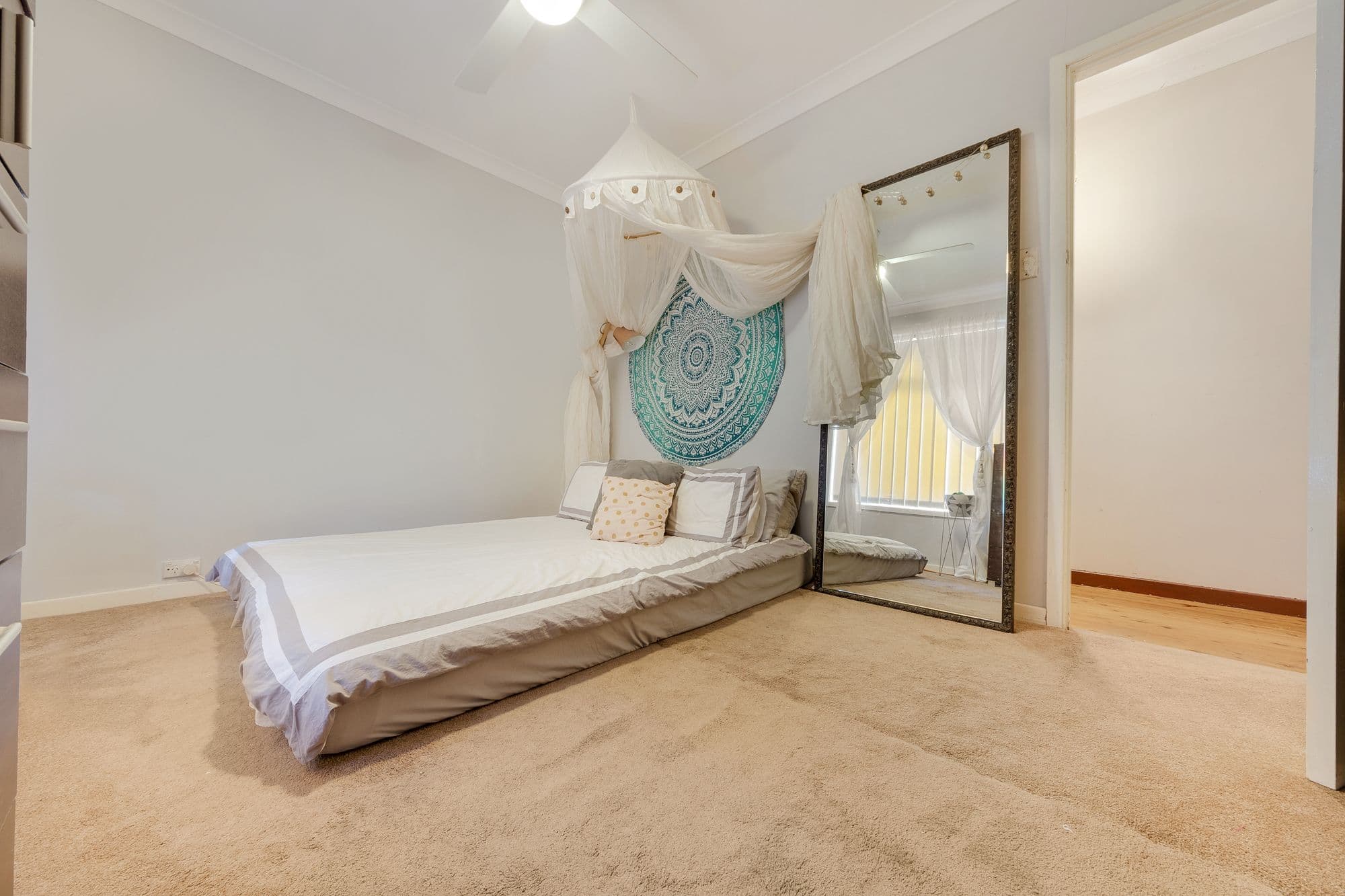 9 Faull Close, Croydon North - Thumbnail 7