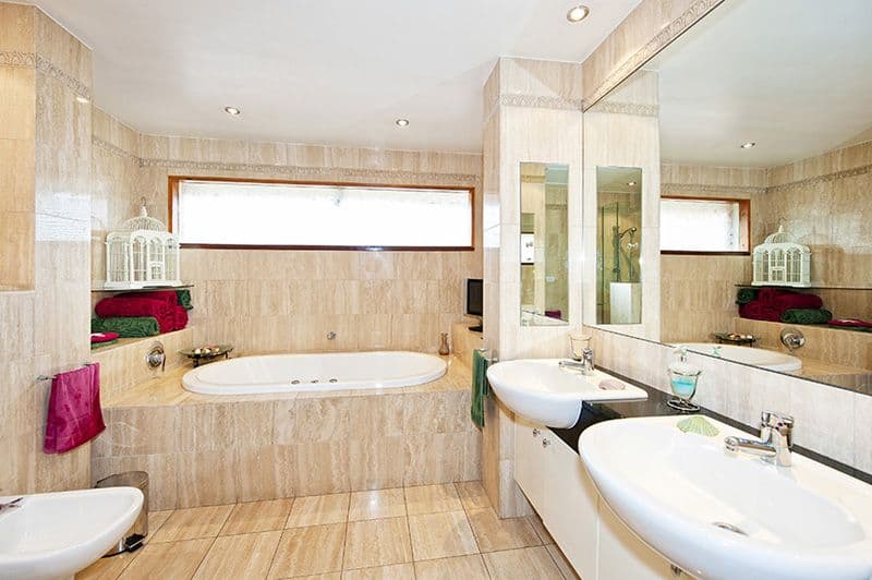 63 Davies Street, ROSANNA VIC 3084, Rosanna - Thumbnail 4