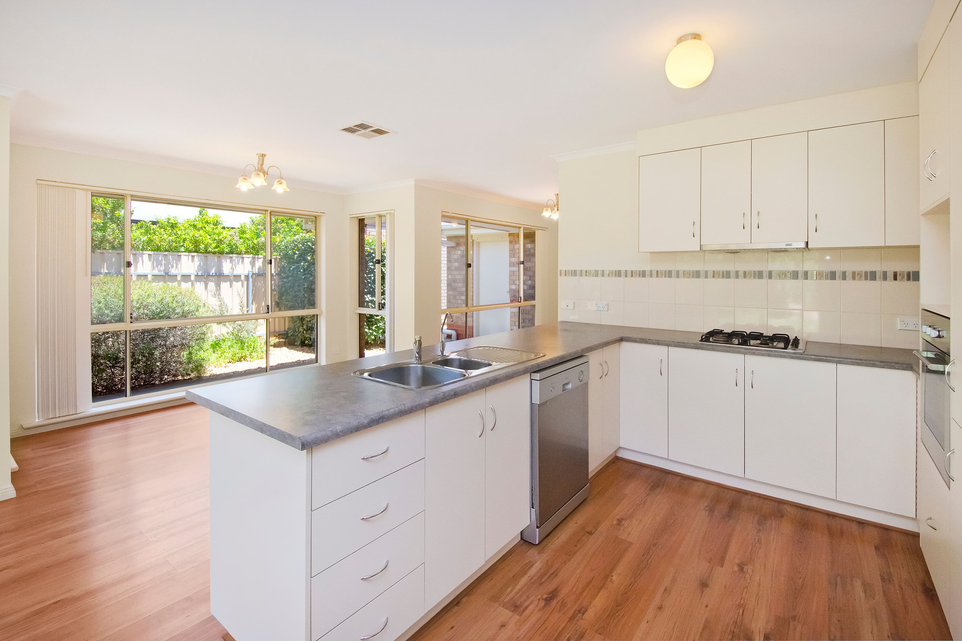 22 Arcadia Drive, Smithfield SA 5114, Smithfield - Thumbnail 4