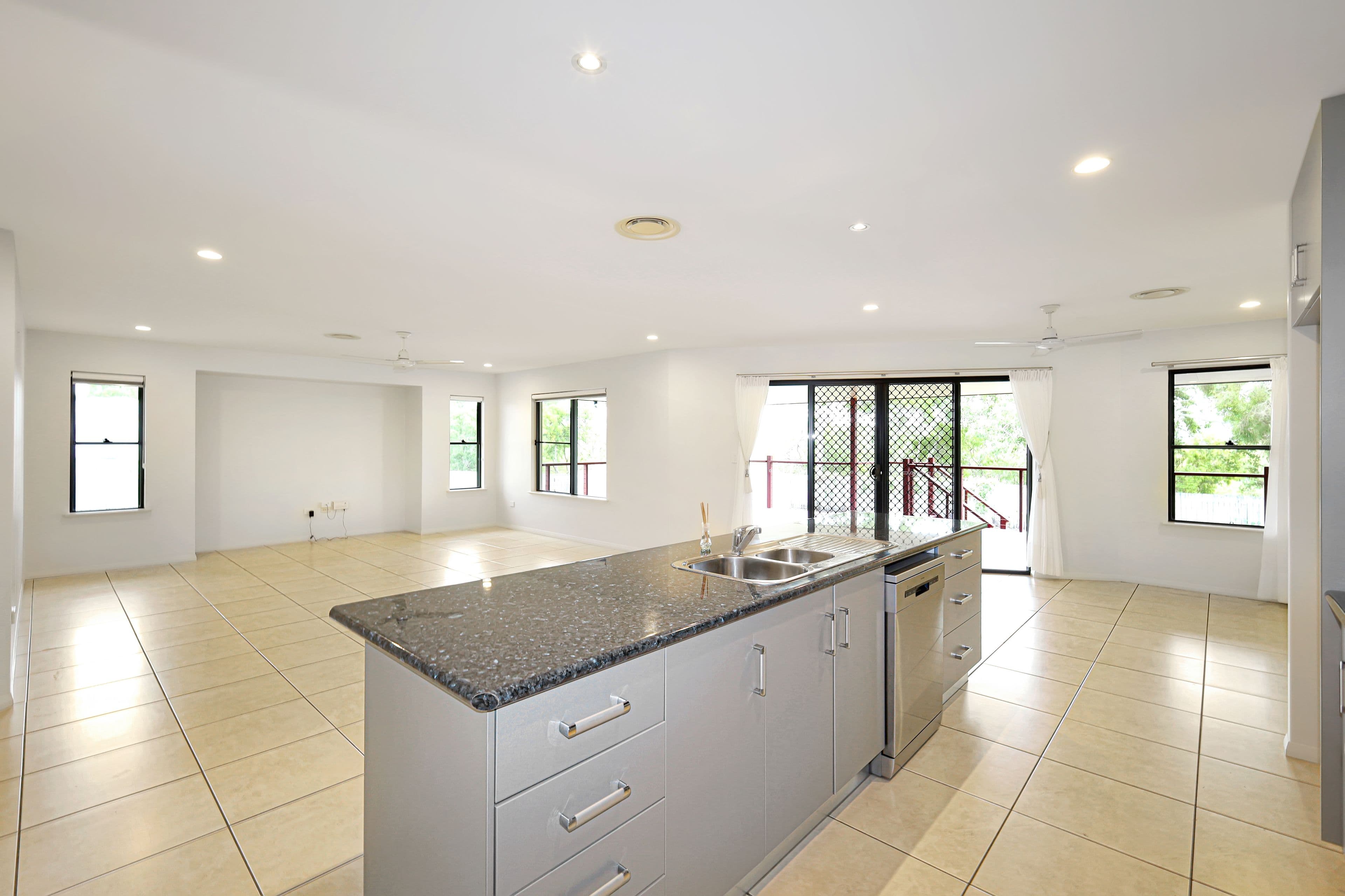 32 Morris Street, Campwin Beach QLD 4737, Campwin Beach - Thumbnail 2