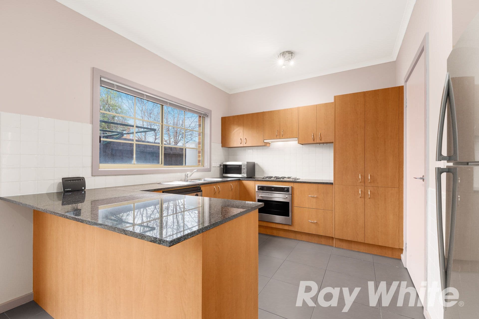 20 Kensington Place, Wantirna South VIC 3152, Wantirna South - Thumbnail 4
