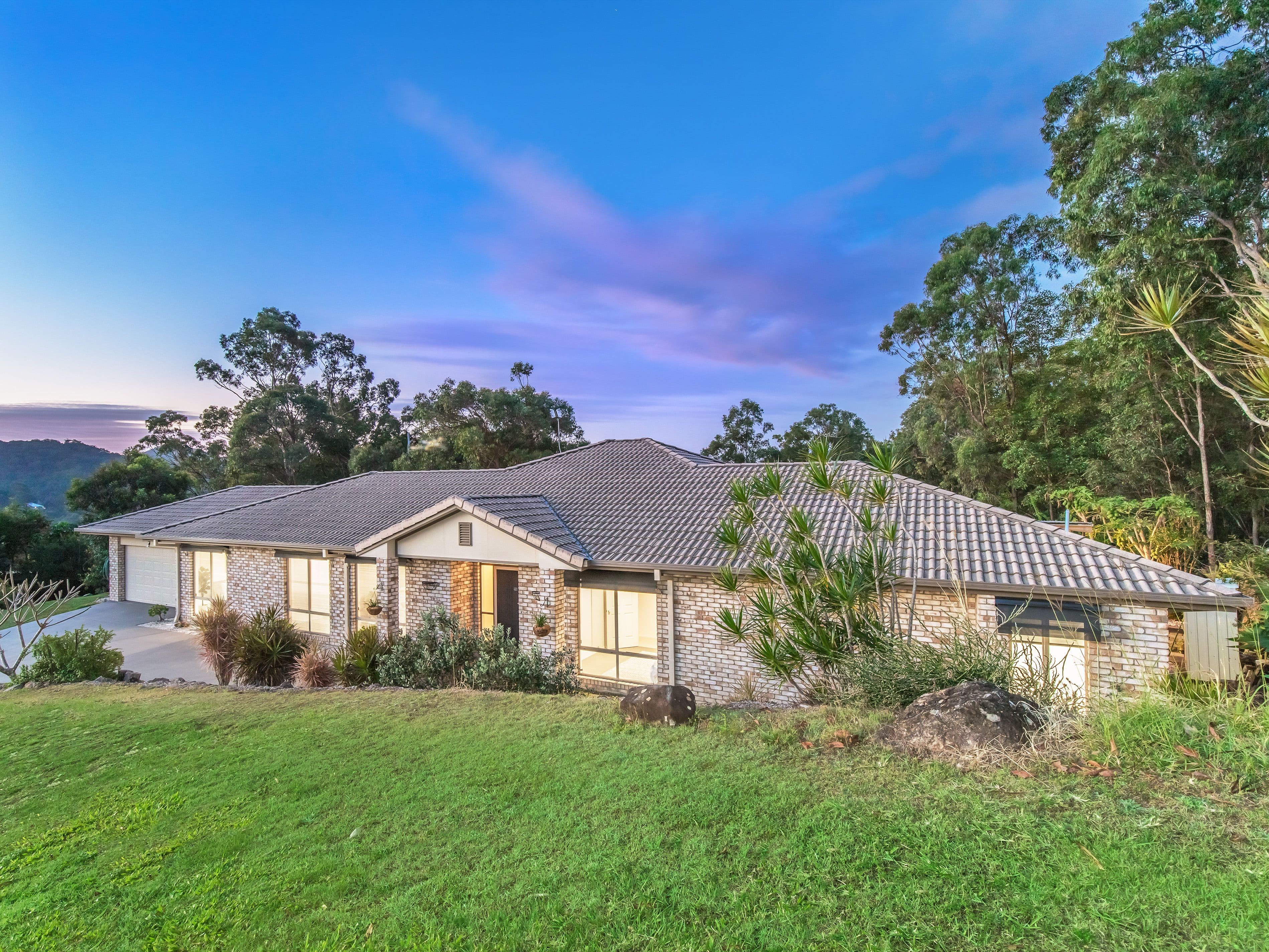 10 Riberry Court, Bonogin QLD 4213, Bonogin - Image 1