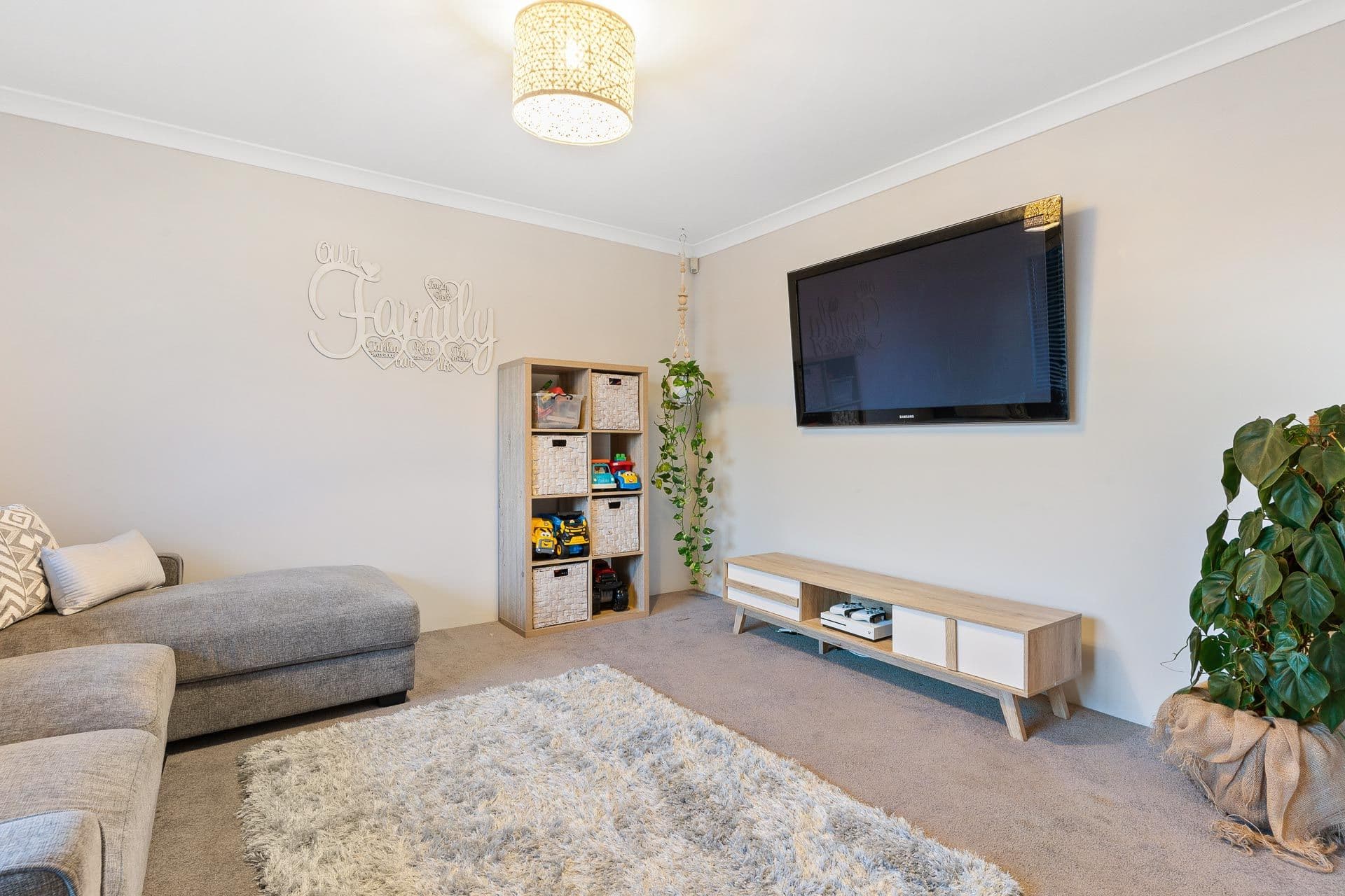 19 Berlin Drive, Wanneroo WA 6065, Wanneroo - Thumbnail 4