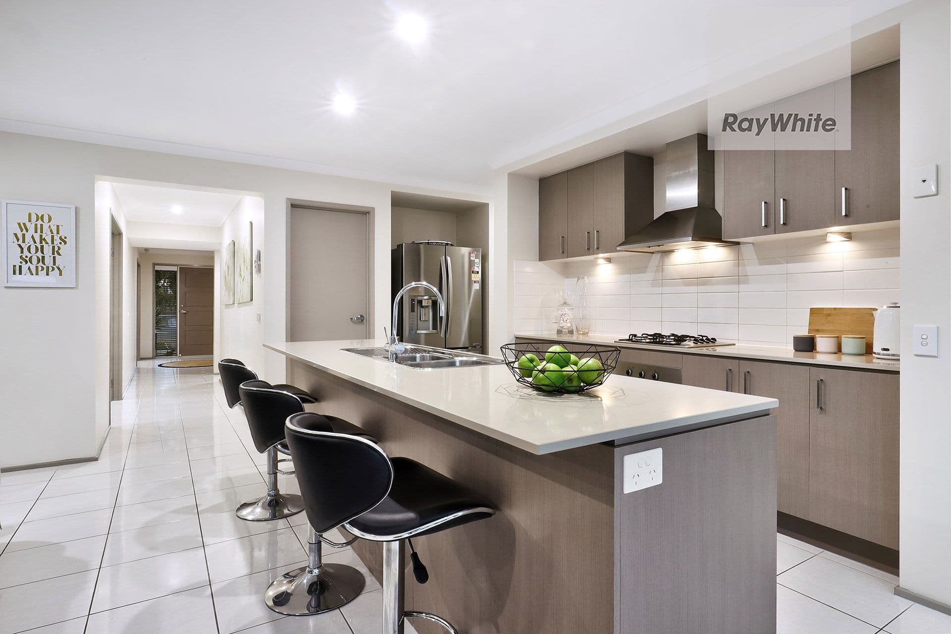 24 Mallacoota Way, Craigieburn VIC 3064, Craigieburn - Thumbnail 7
