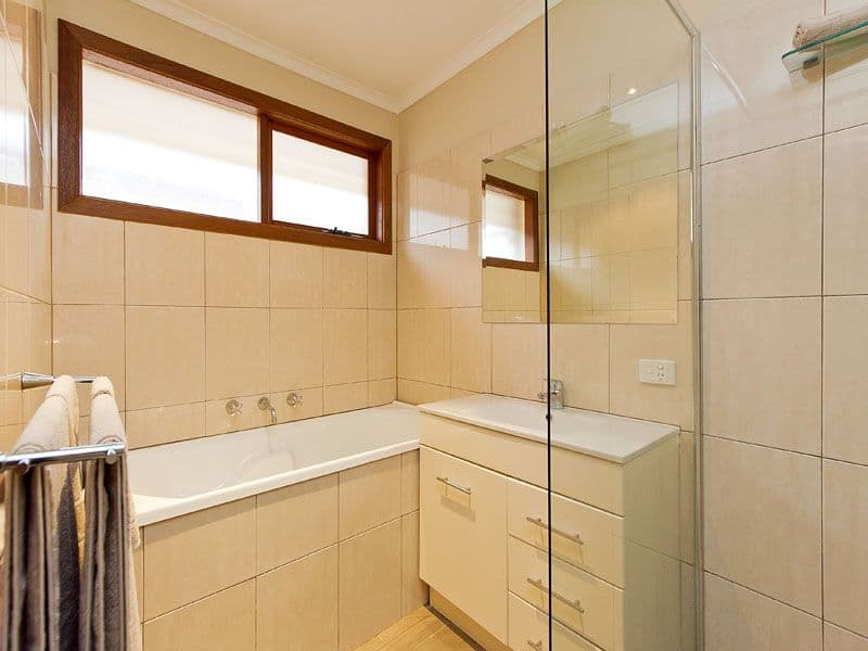 7 Nickson Close, DINGLEY VILLAGE VIC 3172, Dingley Village - Thumbnail 7