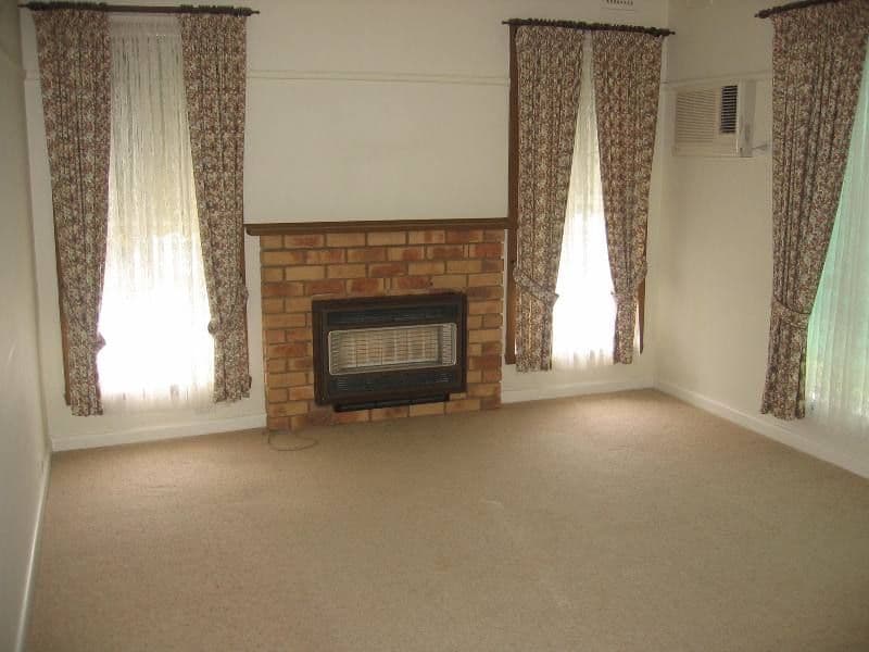 7  Heywood Crescent, SEYMOUR VIC 3660, Seymour - Thumbnail 2