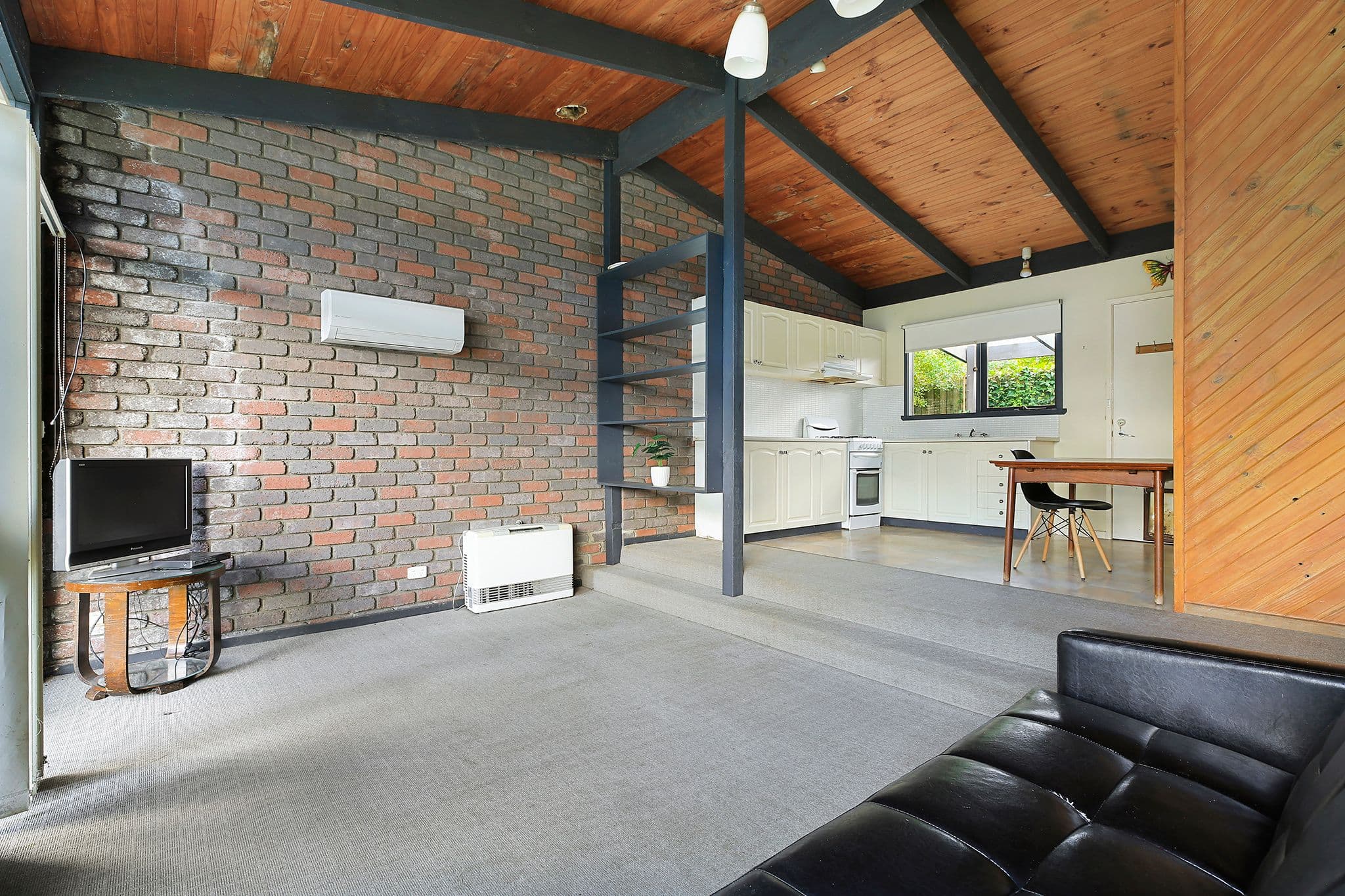 20 Archibald Cresent, Warragul VIC 3820, Warragul - Thumbnail 3