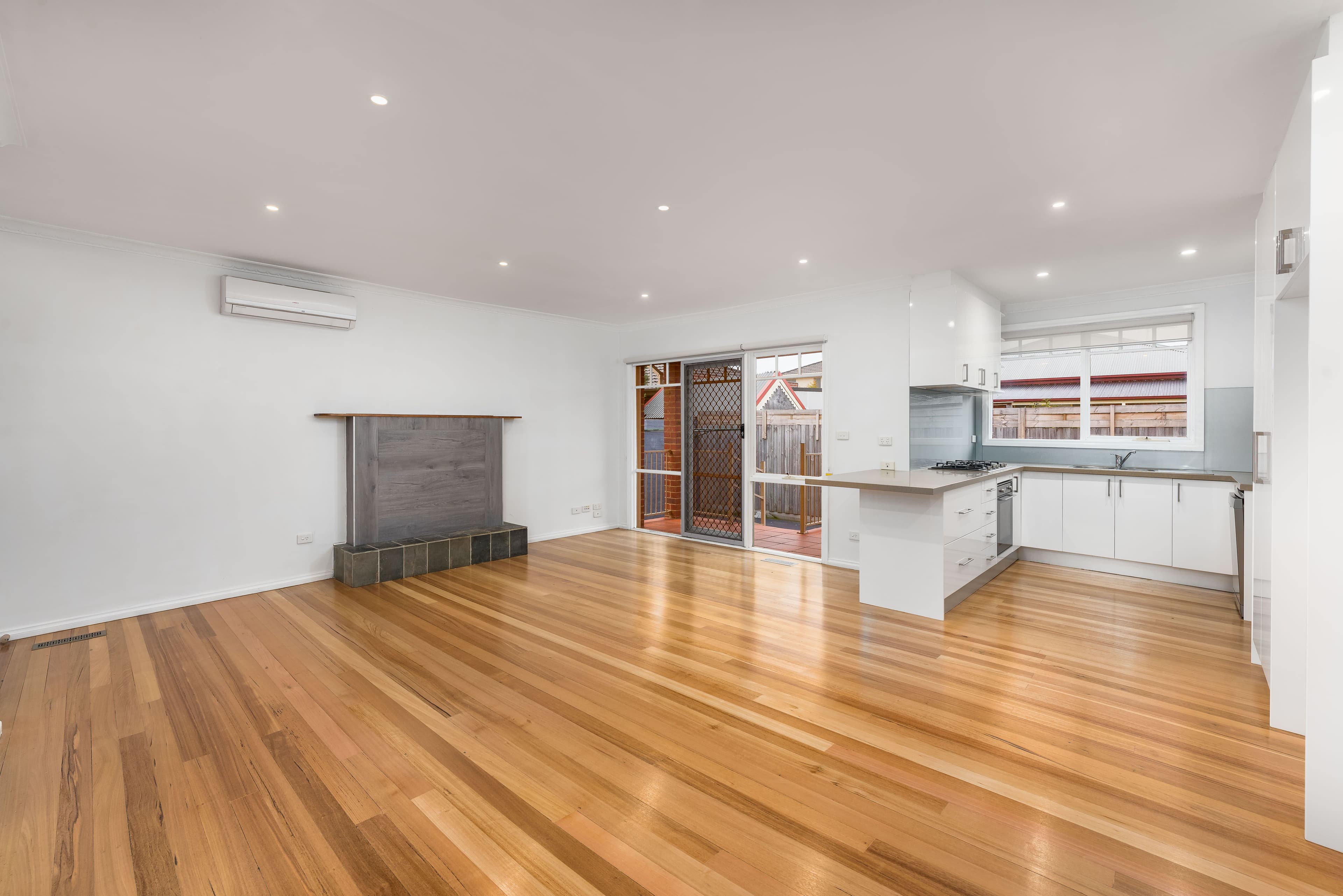 20 Bradshaw Street, Kingsbury VIC 3083, Kingsbury - Thumbnail 2