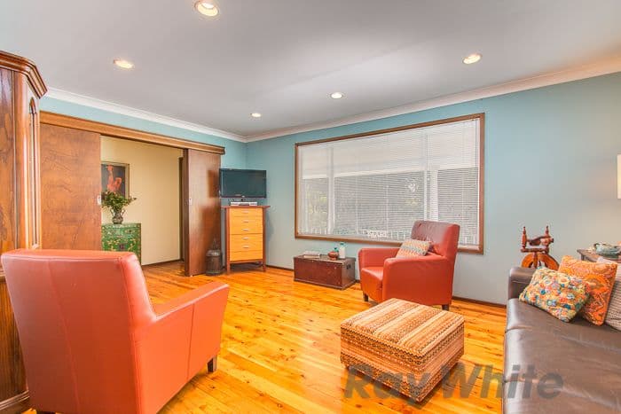32 Gari Street, Charlestown - Thumbnail 2