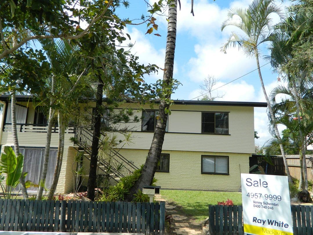 19 Burston Street, NORTH MACKAY QLD 4740, North Mackay - Thumbnail 3