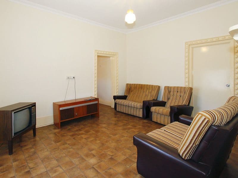 58 Lacey Street, BECKENHAM WA 6107, Beckenham - Thumbnail 3