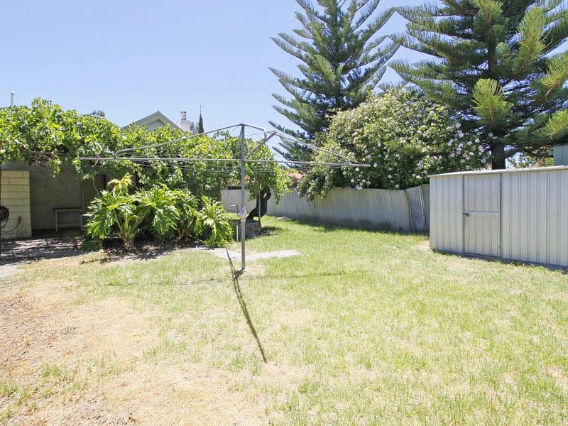 58 Lacey Street, BECKENHAM WA 6107, Beckenham - Thumbnail 4