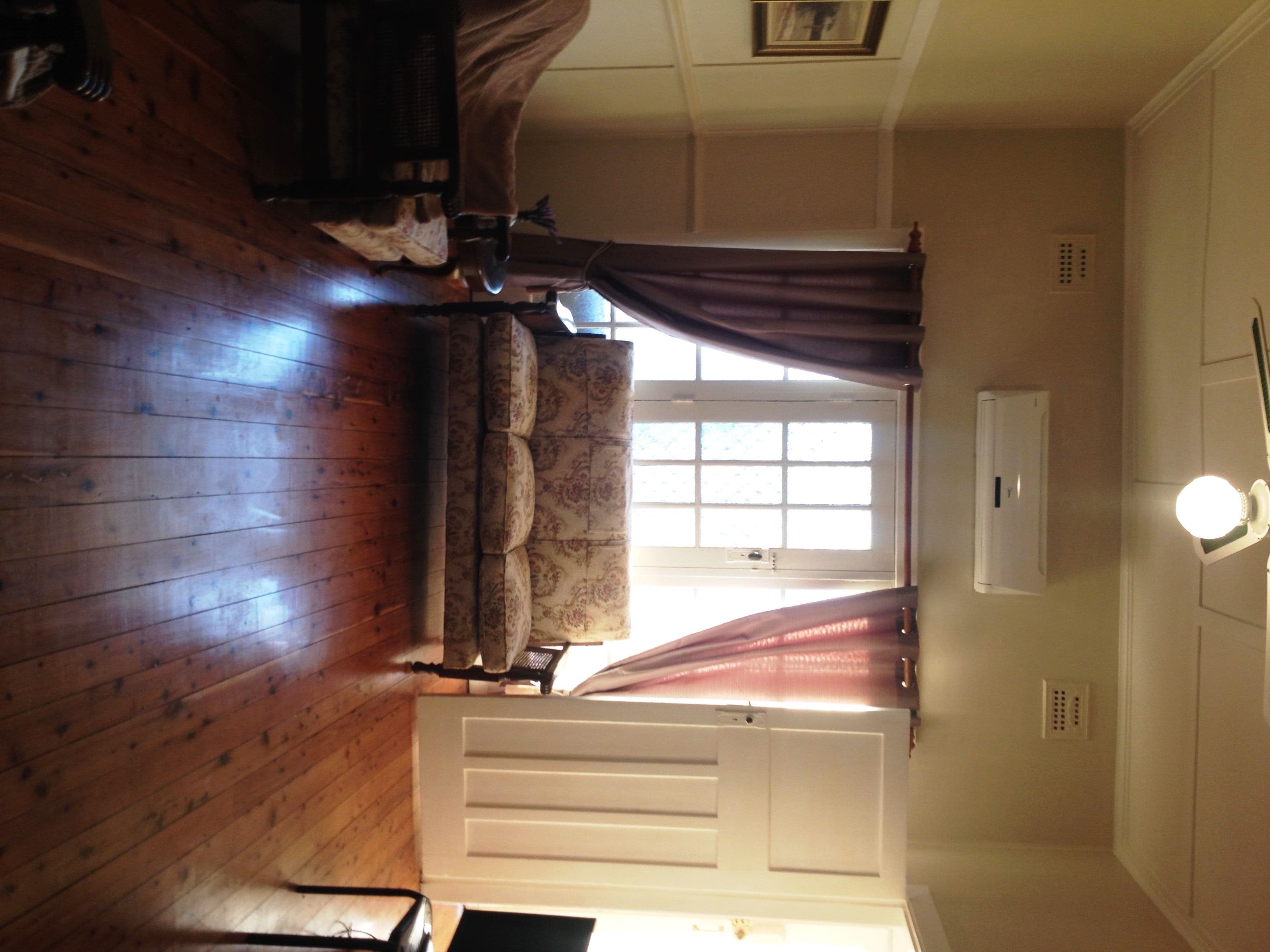 81 Strafford Street, Manilla - Thumbnail 3