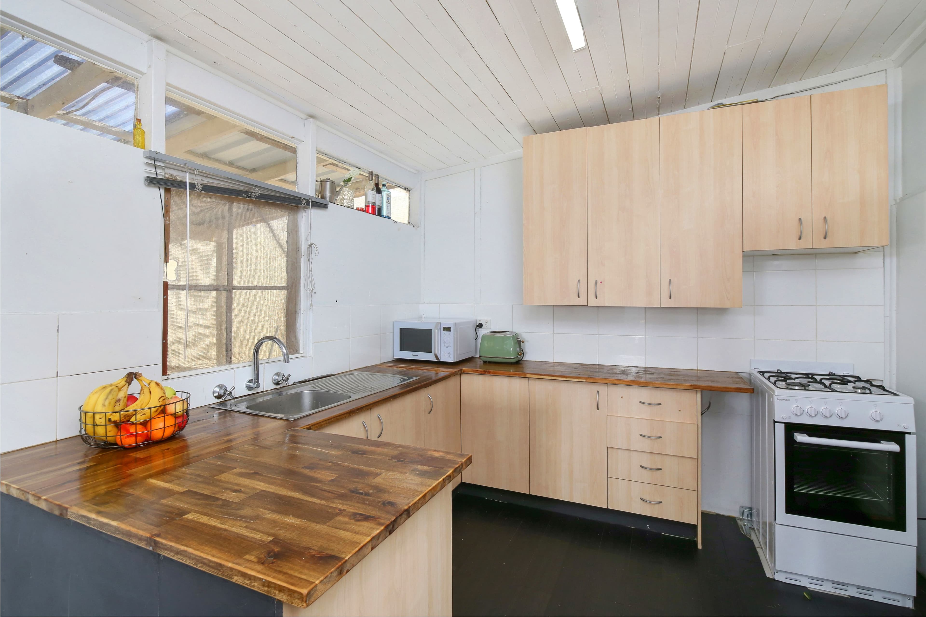 66 Henderson Road, Saratoga - Thumbnail 6
