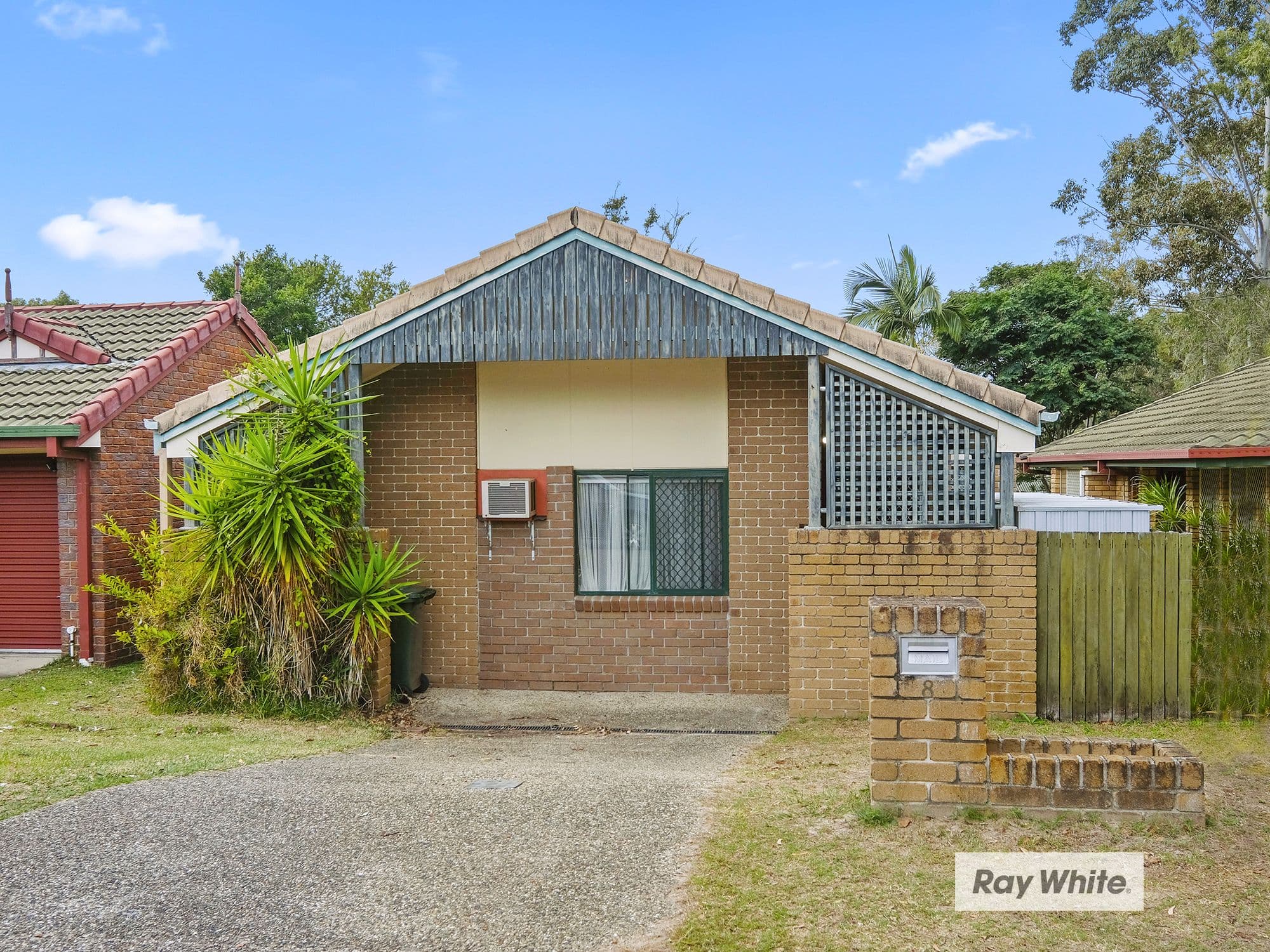 8 Heath Street, Forest Lake QLD 4078, Forest Lake - Thumbnail 2