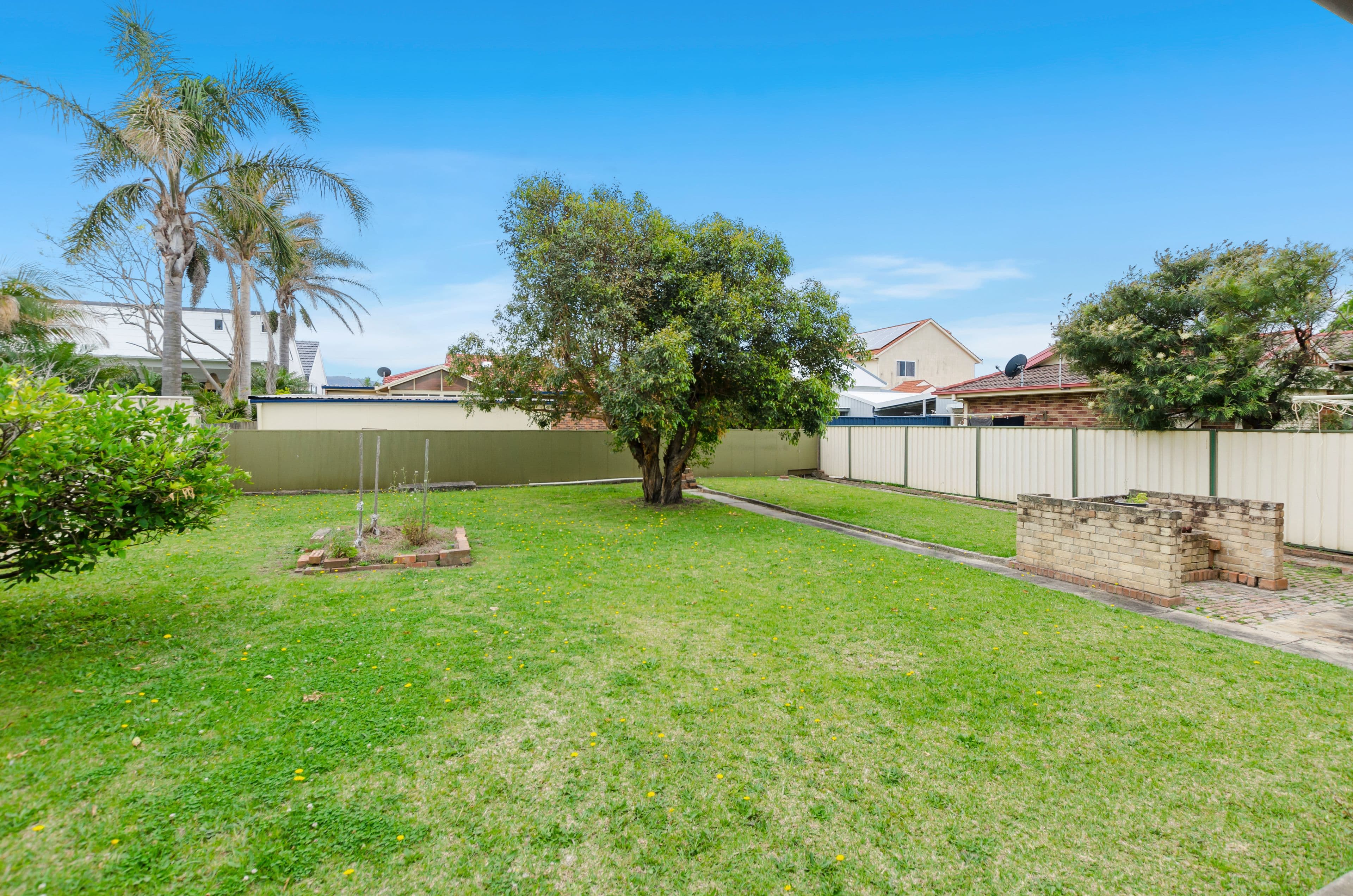 8 Liamina Avenue, Woonona - Thumbnail 3