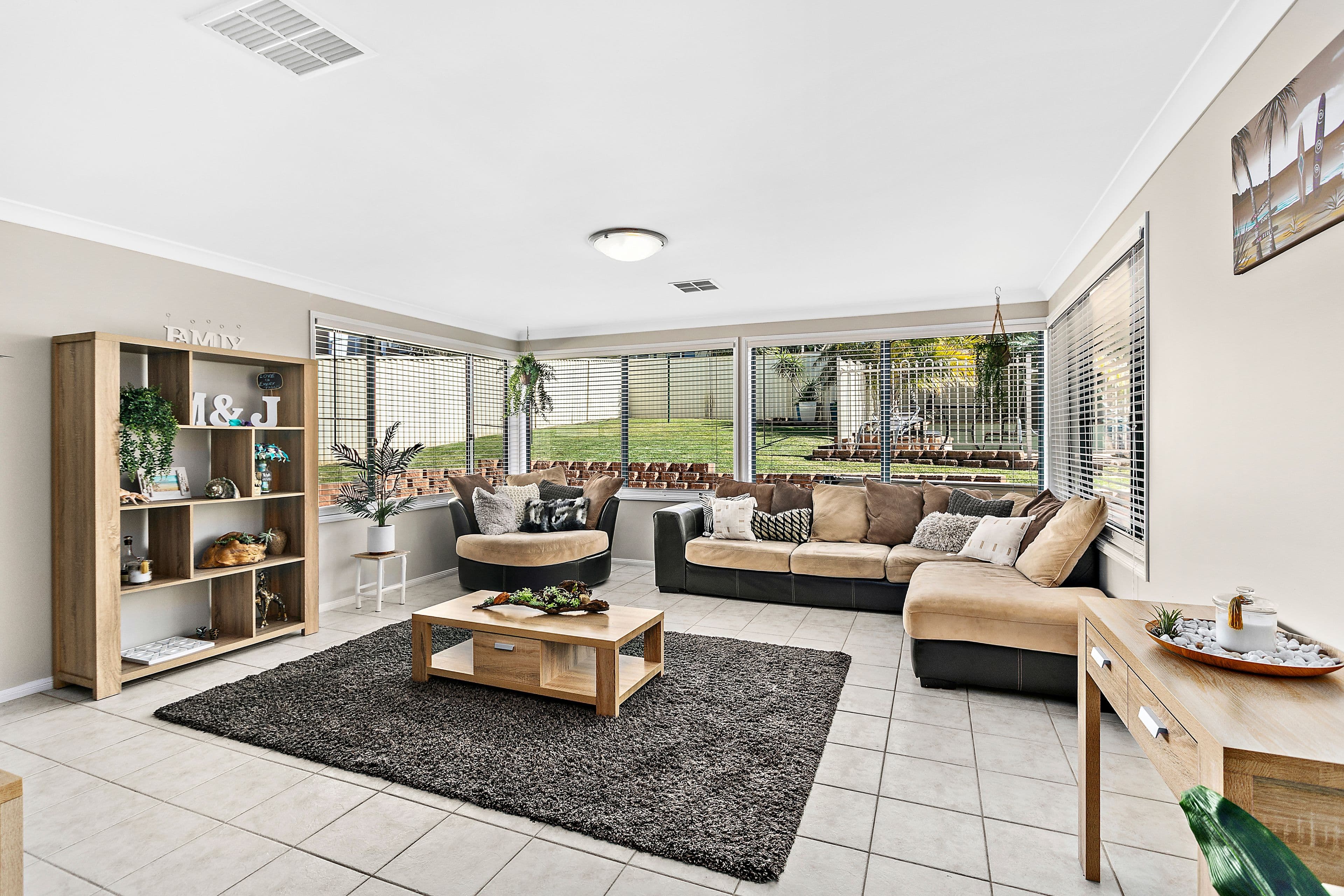 10 Dampier Crescent, Shell Cove - Thumbnail 2