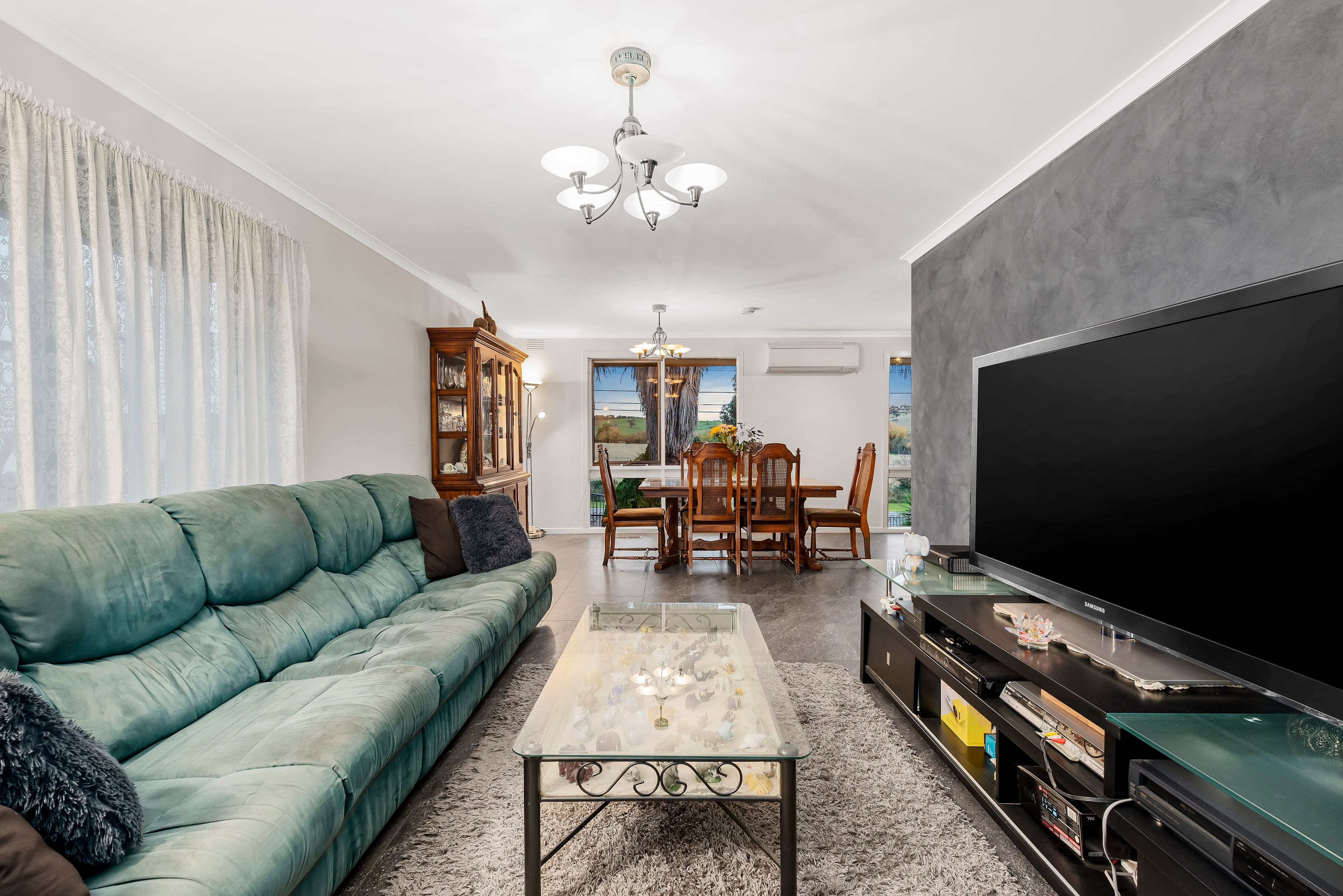 28 Napoleon Road, Ferntree Gully VIC 3156, Ferntree Gully - Thumbnail 4