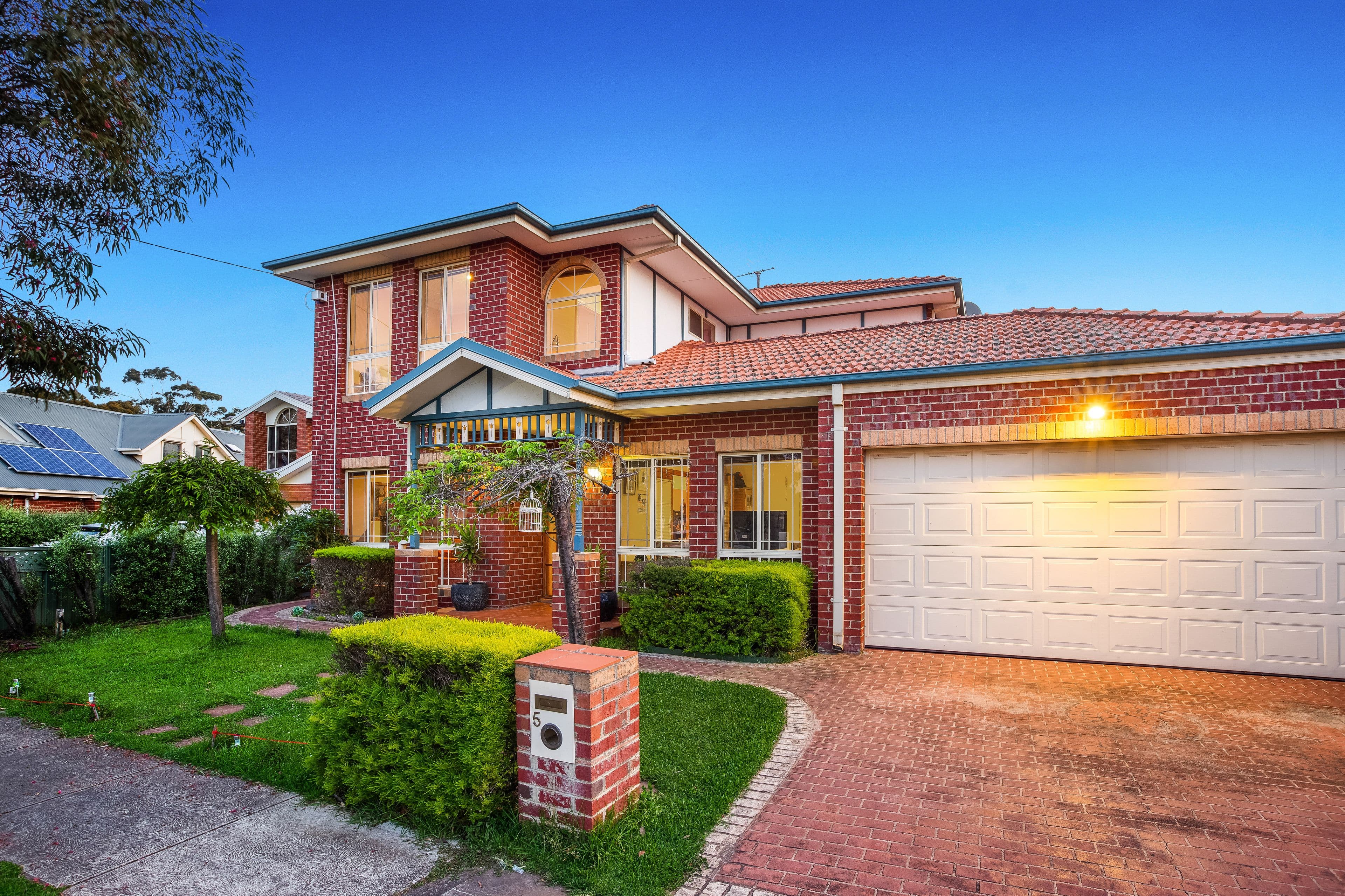 5 Hillcrest Road, Oak Park VIC 3046, Oak Park - Image 1