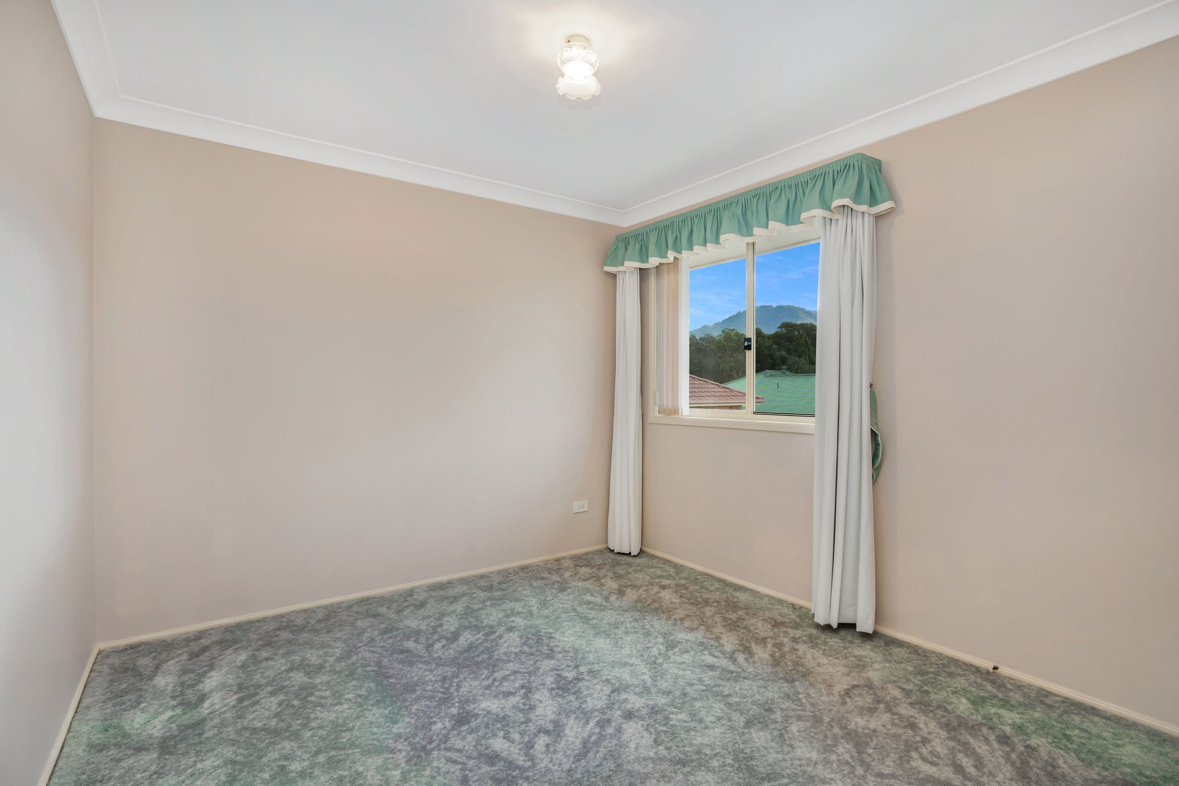 16 Gardenia Crescent, Bomaderry NSW 2541, Bomaderry - Thumbnail 6
