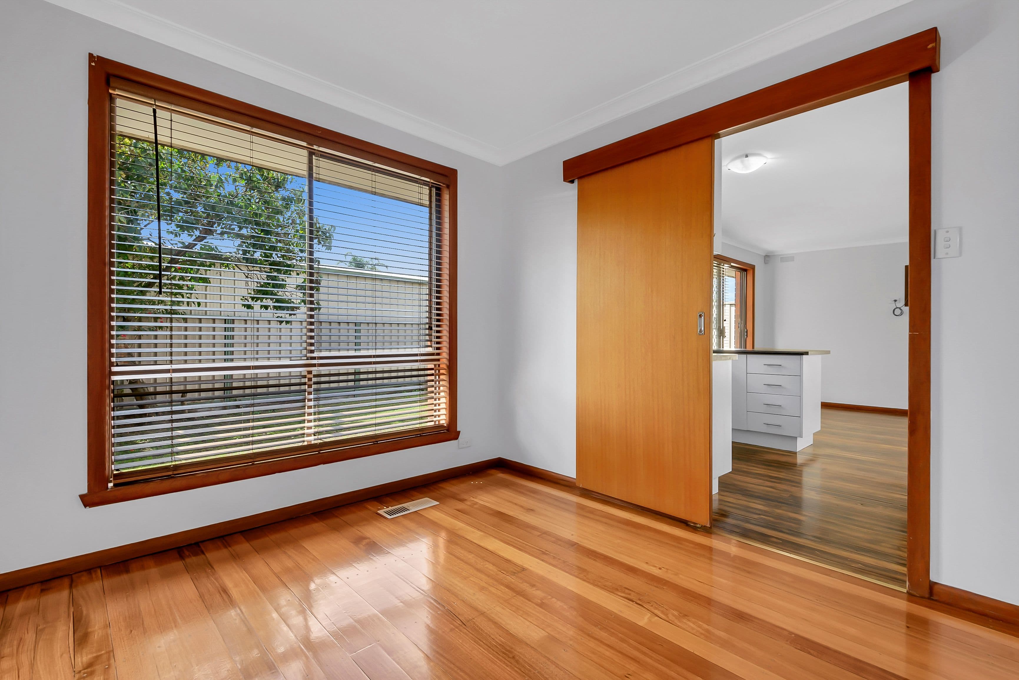 25 Buckland Crescent, Epping VIC 3076, Epping - Thumbnail 8