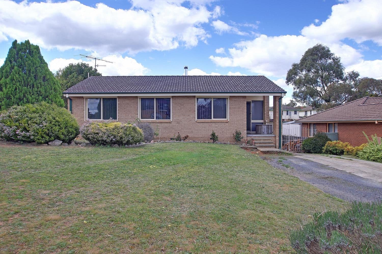 7 Yarrowlow Street, GOULBURN NSW 2580, Goulburn - Image 1