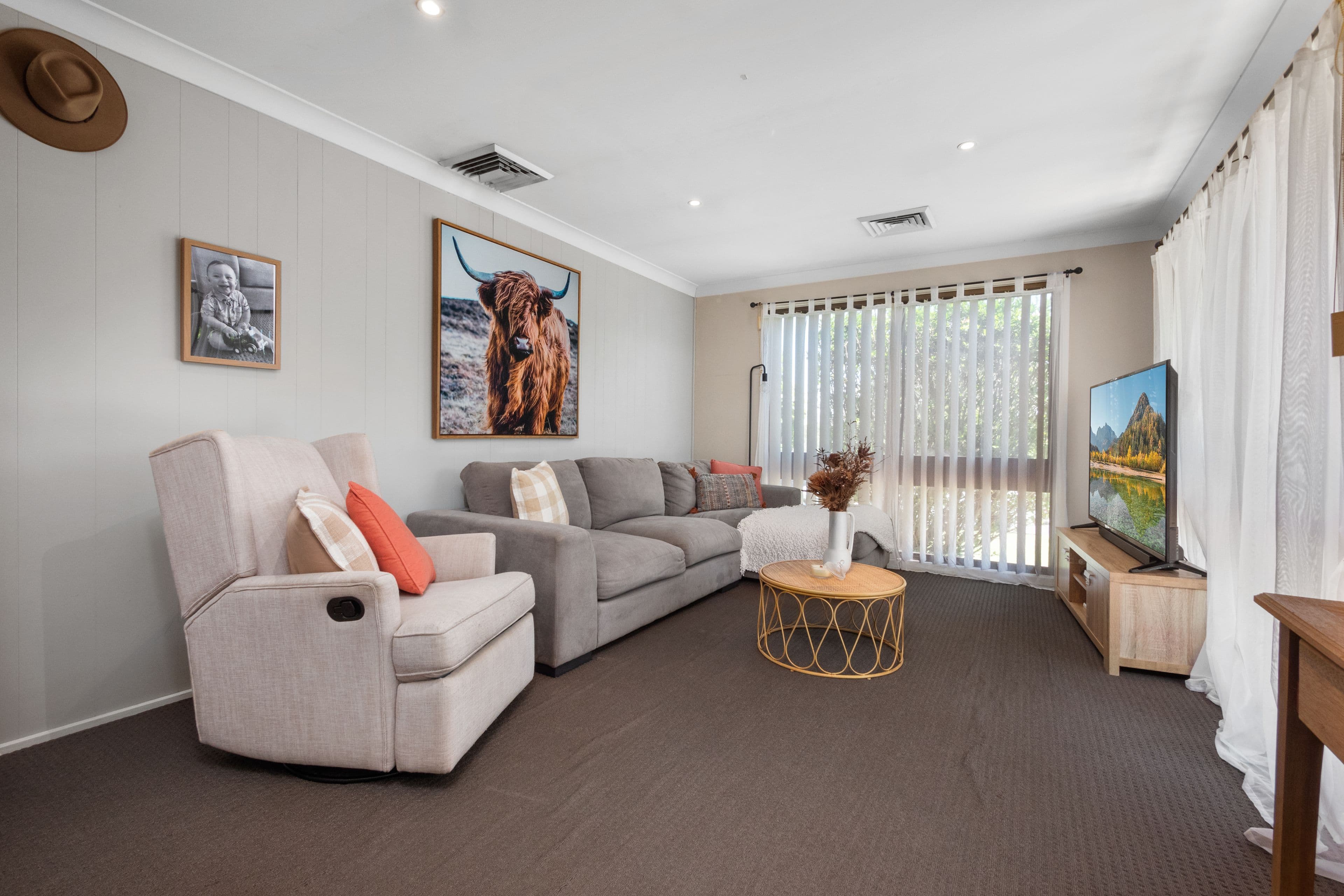 16 Mitchell Drive, Glossodia NSW 2756, Glossodia - Thumbnail 2