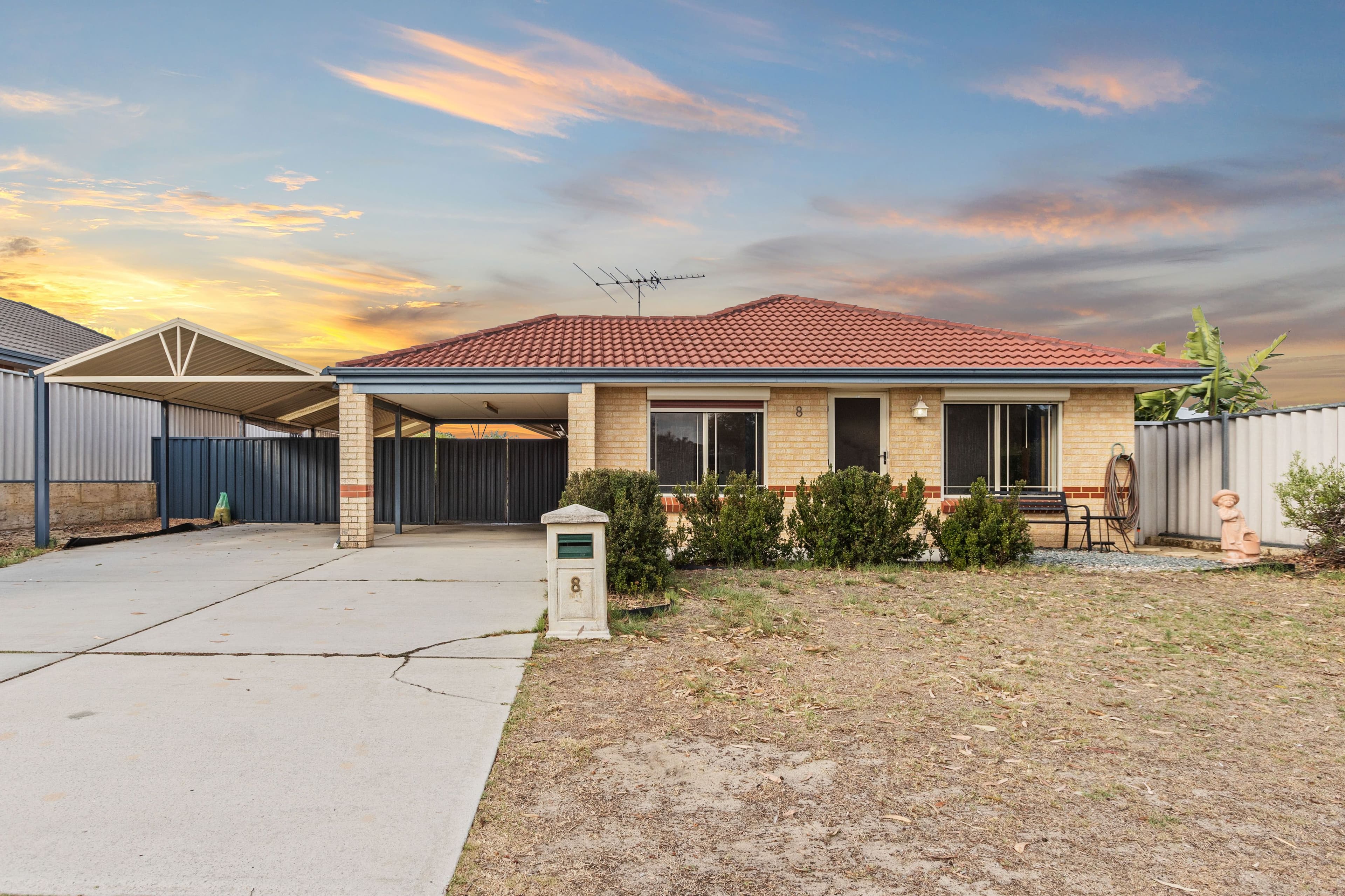 8 Mistletoe Drive, Banksia Grove WA 6031, Banksia Grove - Thumbnail 3