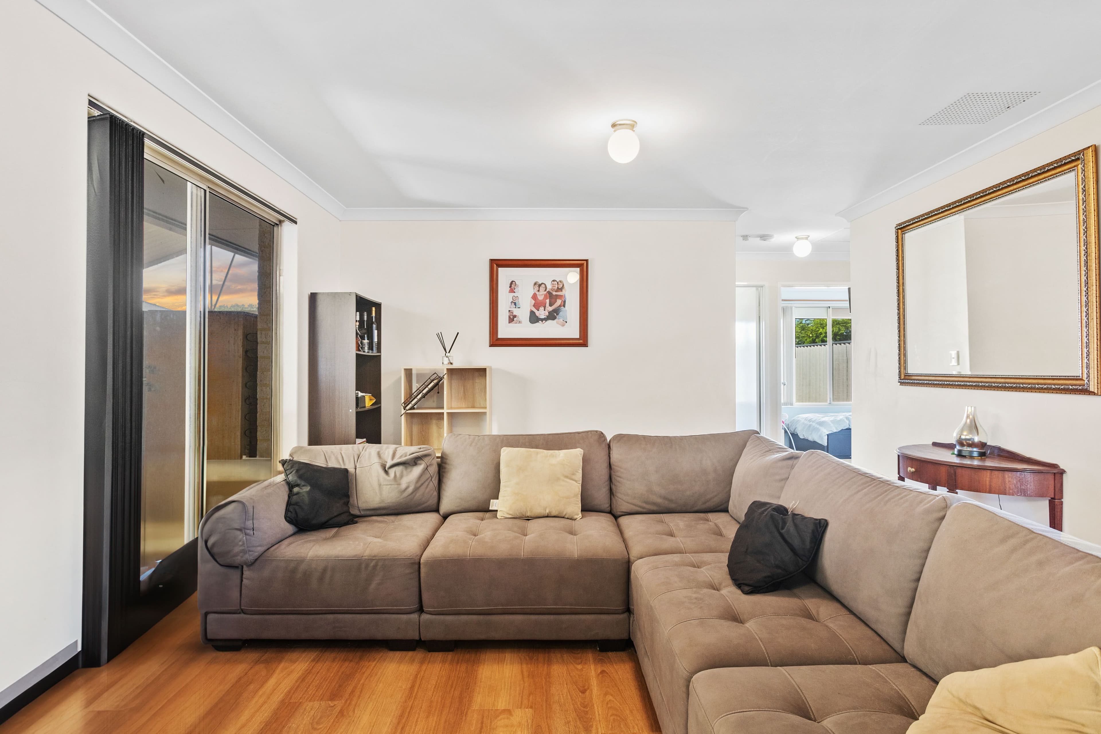 8 Mistletoe Drive, Banksia Grove WA 6031, Banksia Grove - Thumbnail 6