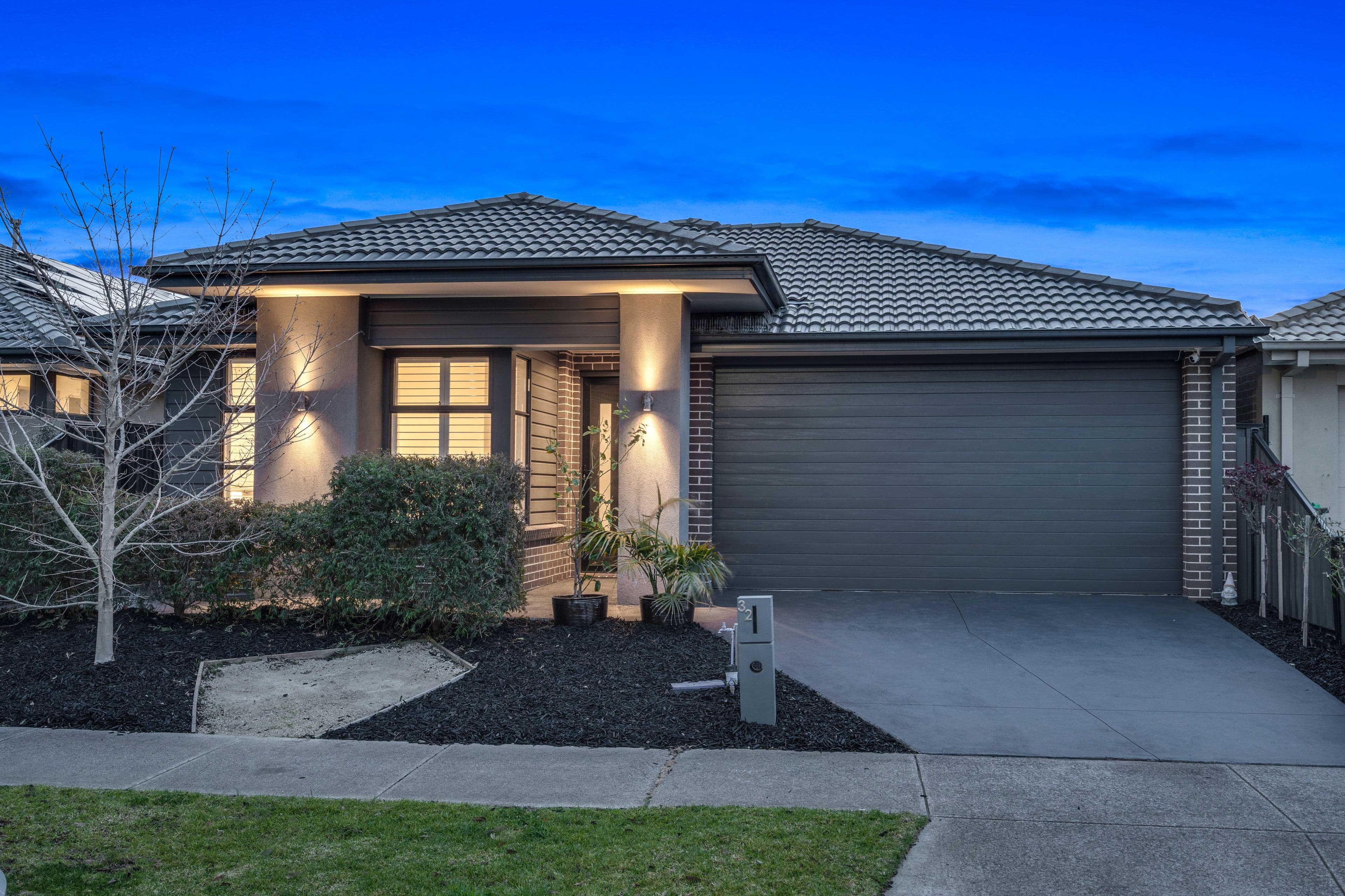 32 Emblem Way, Craigieburn VIC 3064, Craigieburn - Image 1