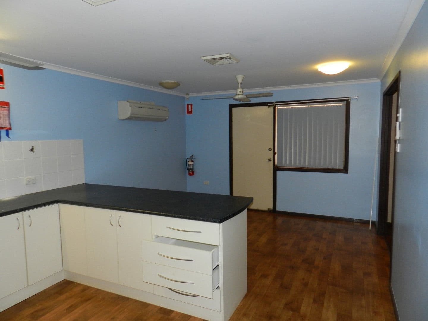 11 Hollings Place, South Hedland WA 6722, South Hedland - Thumbnail 4