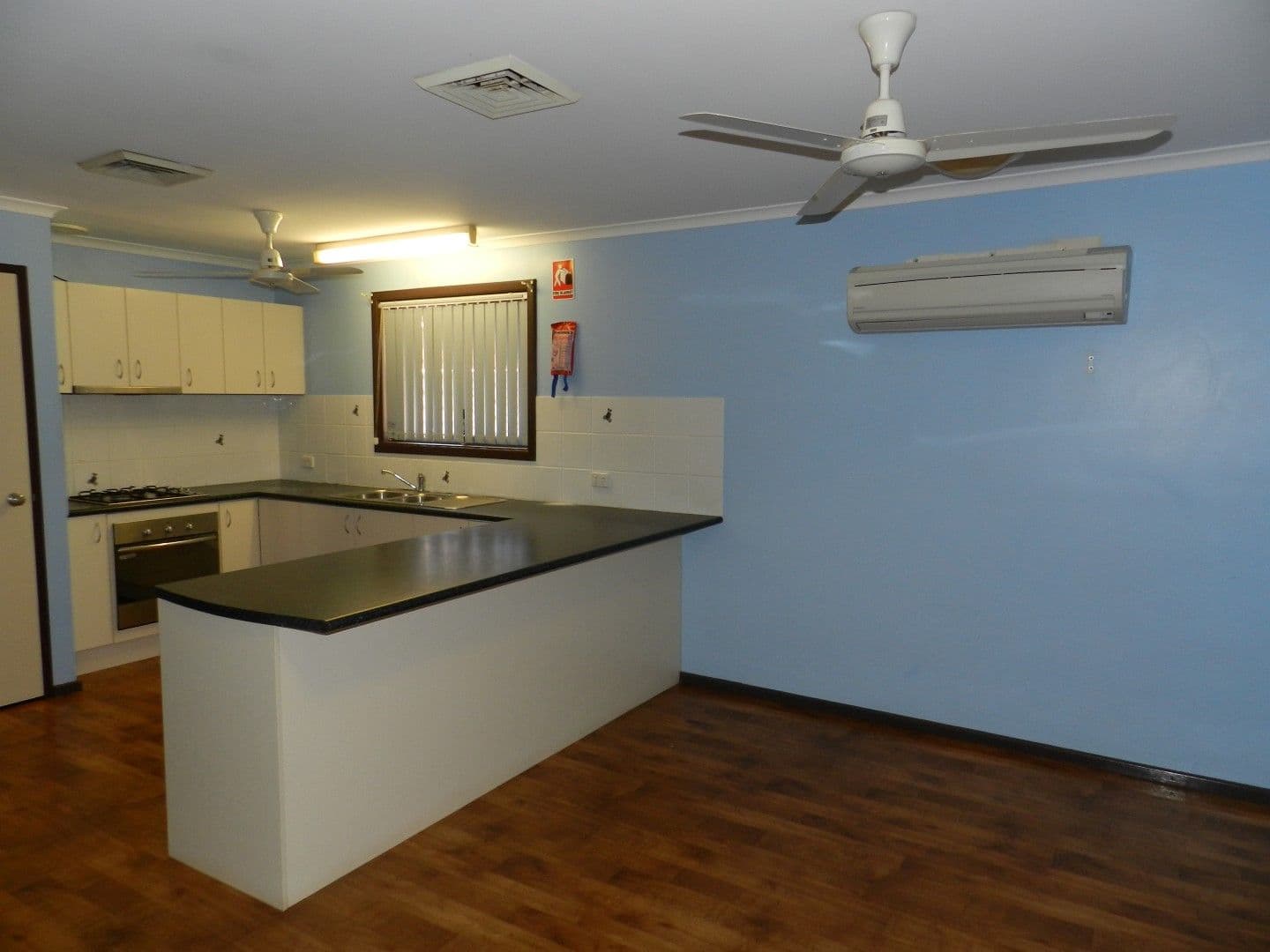 11 Hollings Place, South Hedland WA 6722, South Hedland - Thumbnail 7