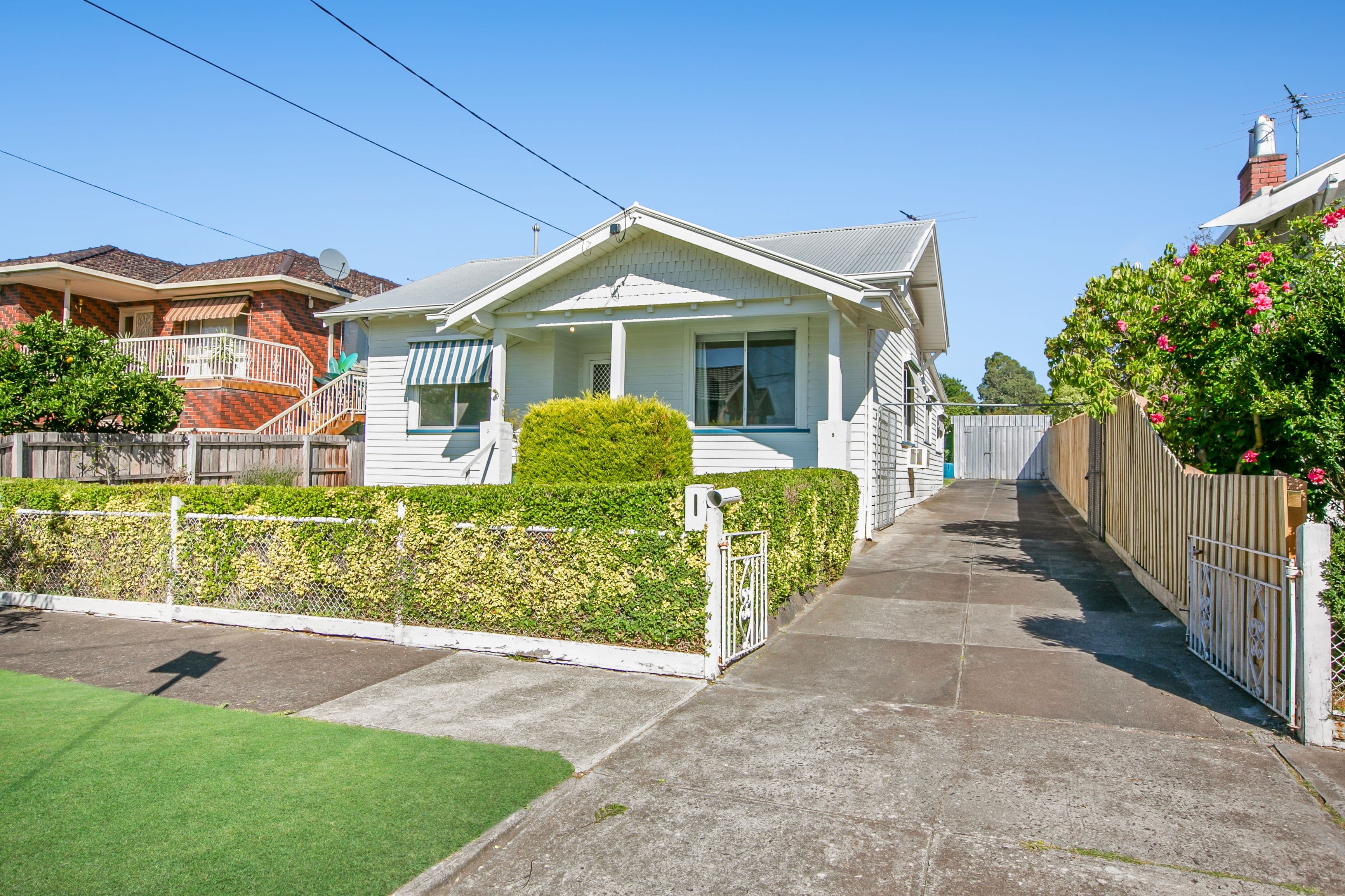 5 Reidford Avenue, Preston VIC 3072, Preston - Thumbnail 2