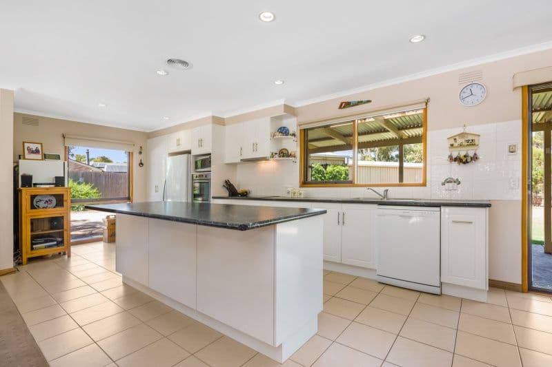 51 McPhillips Road, Bannockburn VIC 3331, Bannockburn - Thumbnail 4