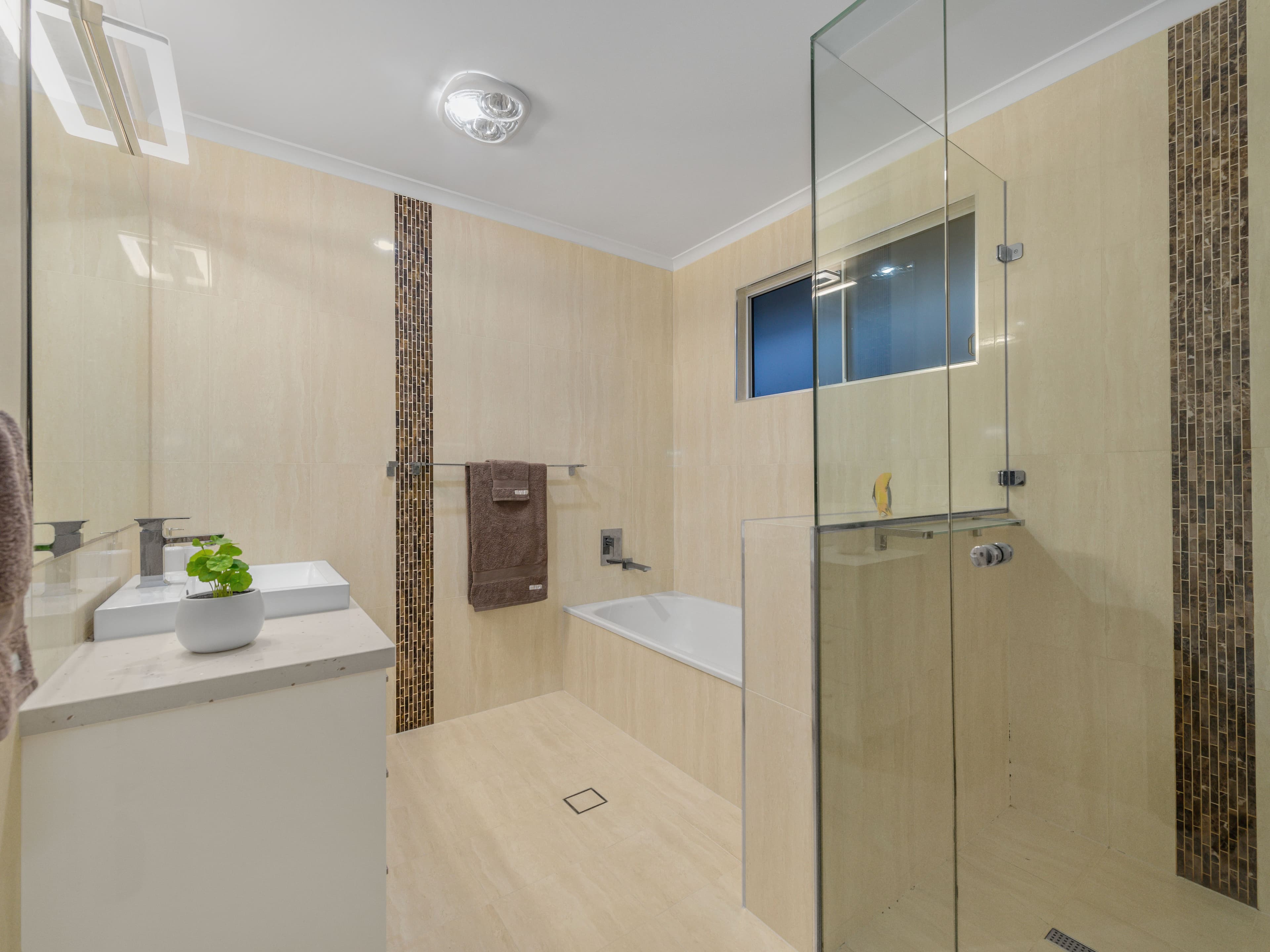 30 Burilda Street, Hendra QLD 4011, Hendra - Thumbnail 5