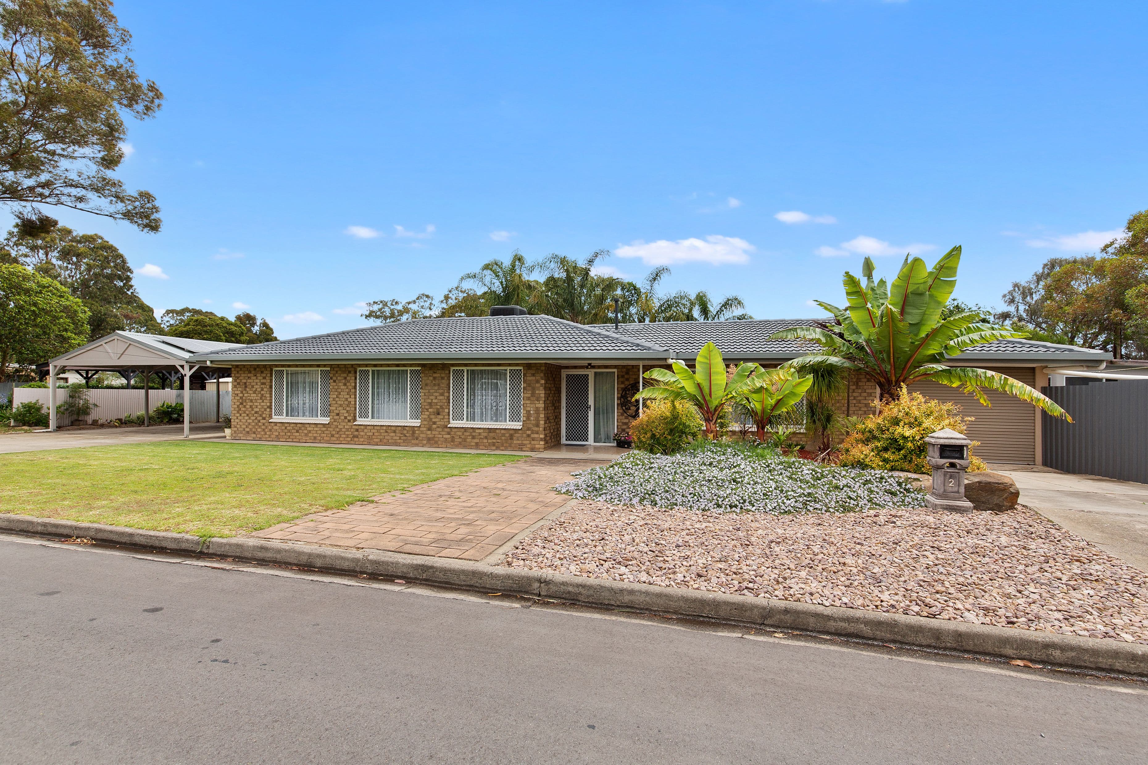 2 Vincent Crescent, Morphett Vale SA 5162, Morphett Vale - Thumbnail 2