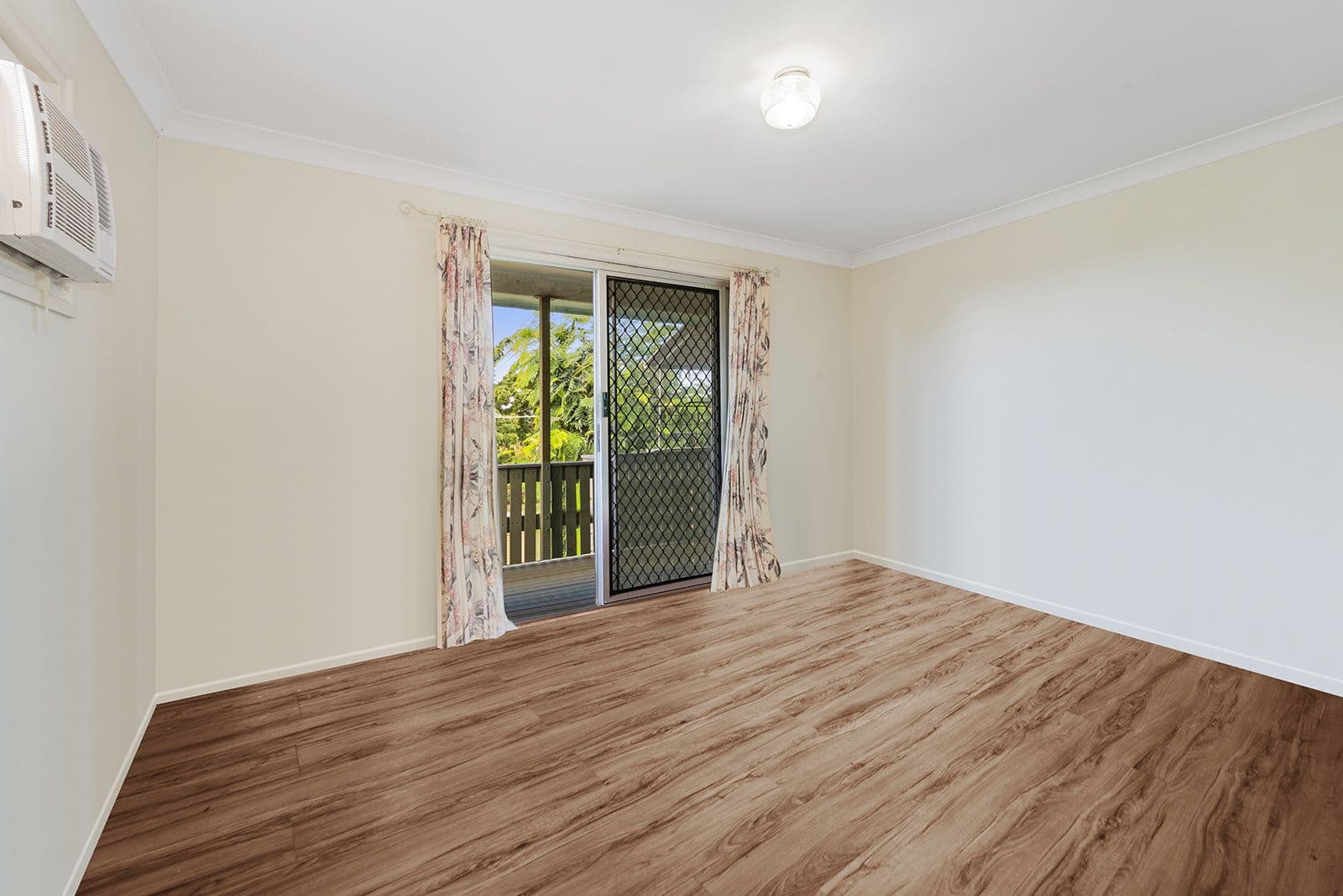 183 Esplanade South, Deception Bay QLD 4508, Deception Bay - Thumbnail 8