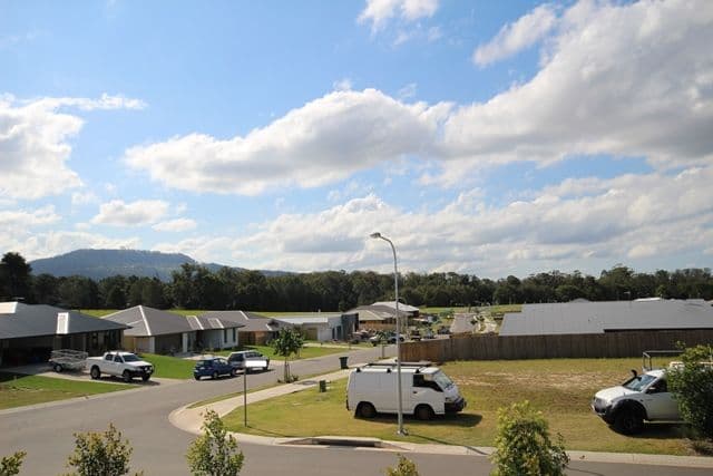 2 Featherwood Cresent, Beerwah QLD 4519, Beerwah - Thumbnail 5