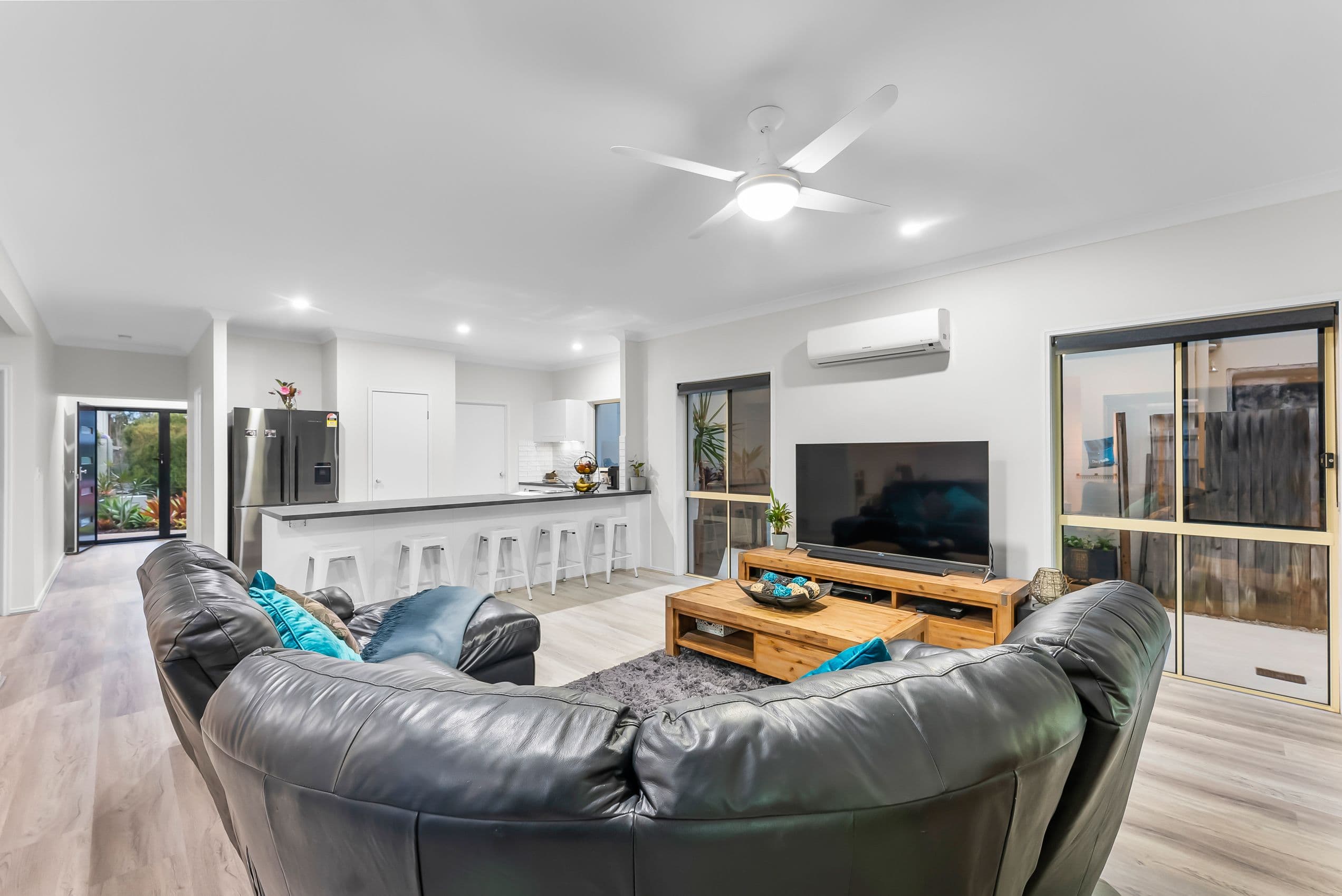 6 Armour Close, North Lakes QLD 4509, North Lakes - Thumbnail 6
