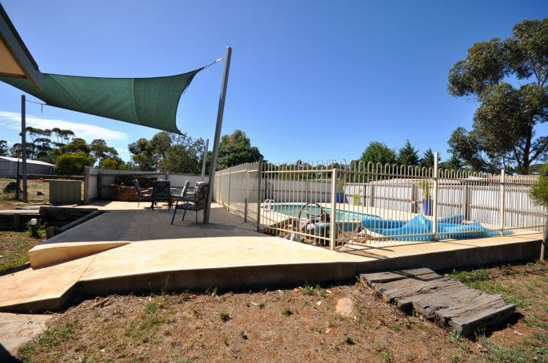 7 Pilloud Street, BANNOCKBURN VIC 3331, Bannockburn - Thumbnail 2