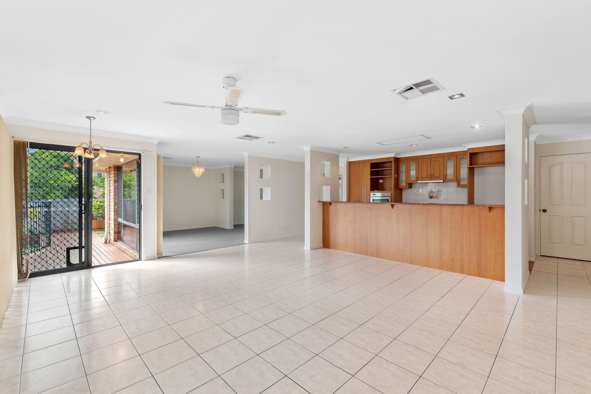 21 Whitfield Crescent, North Lakes QLD 4509, North Lakes - Thumbnail 4
