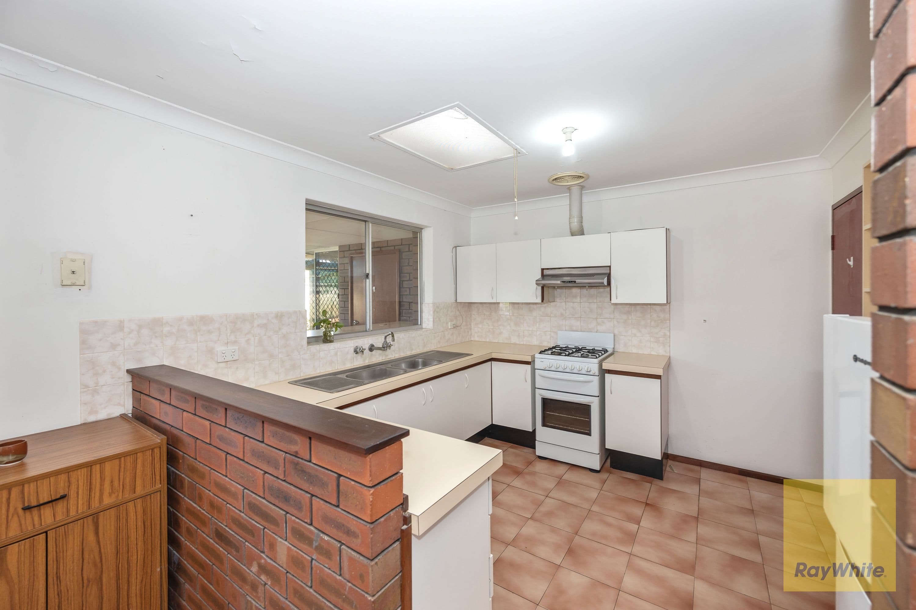 3 Yarnall Place, Ferndale WA 6148, Ferndale - Thumbnail 2