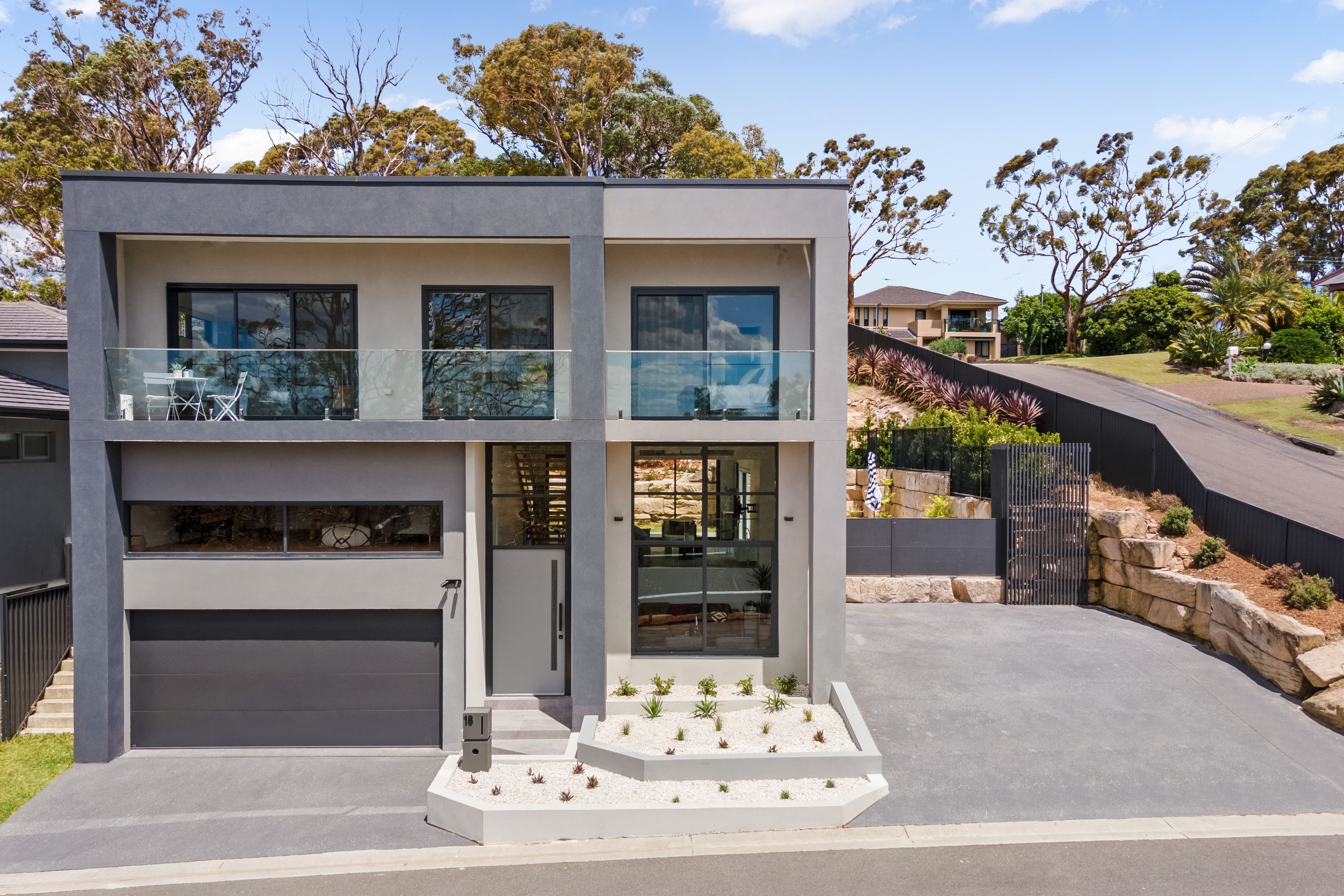 18 Sproule Road, Illawong NSW 2234, Illawong - Thumbnail 2