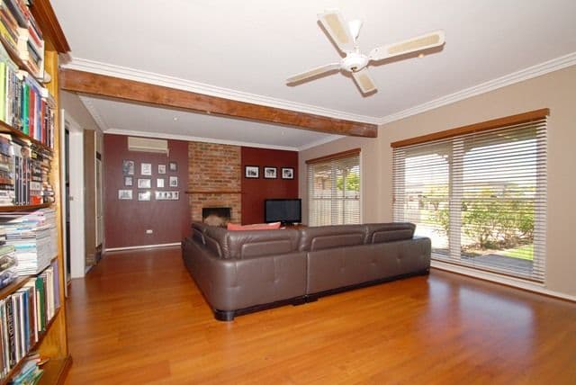 60  Church Street, WERRIBEE VIC 3030, Werribee - Thumbnail 2